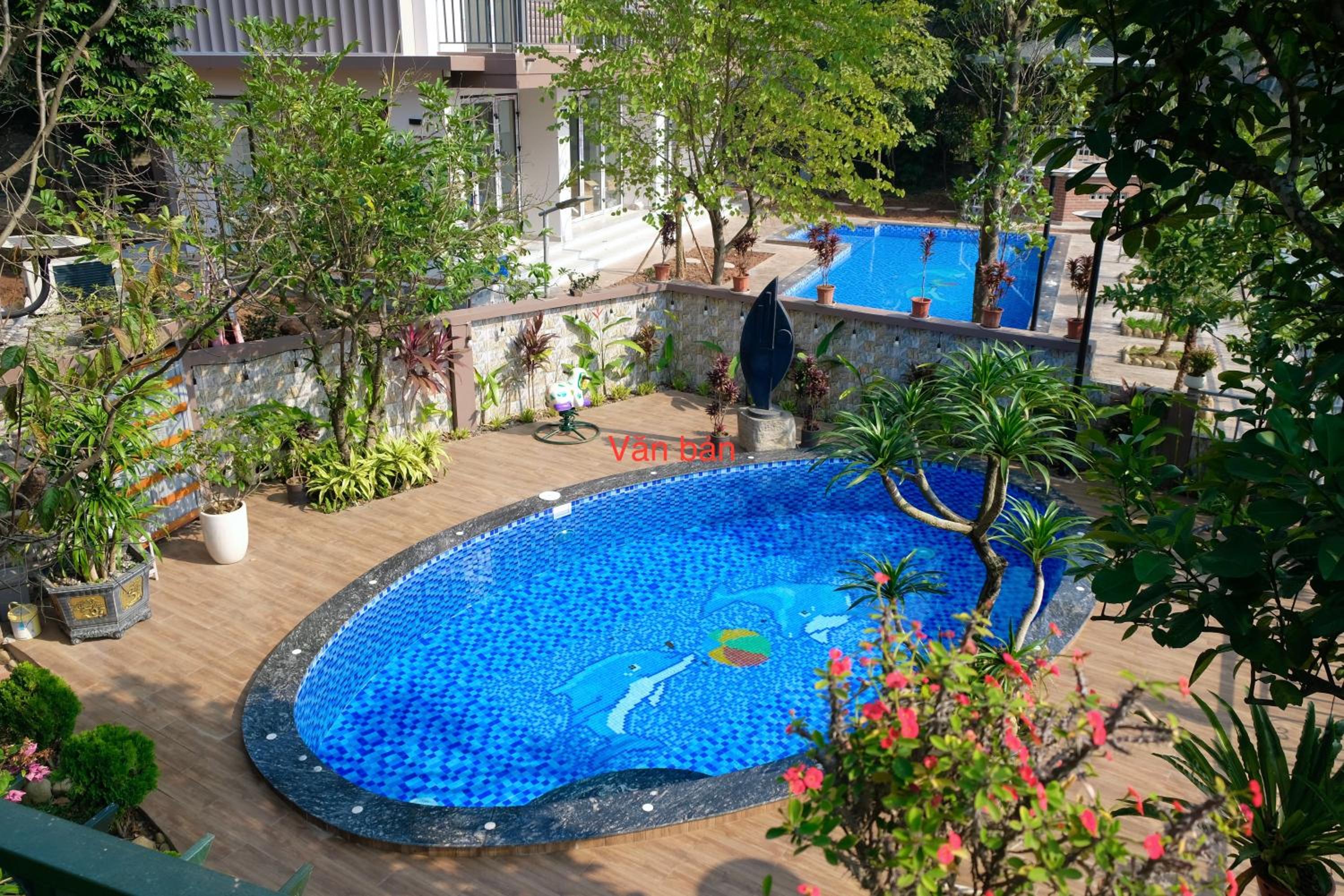 Lakeside Garden