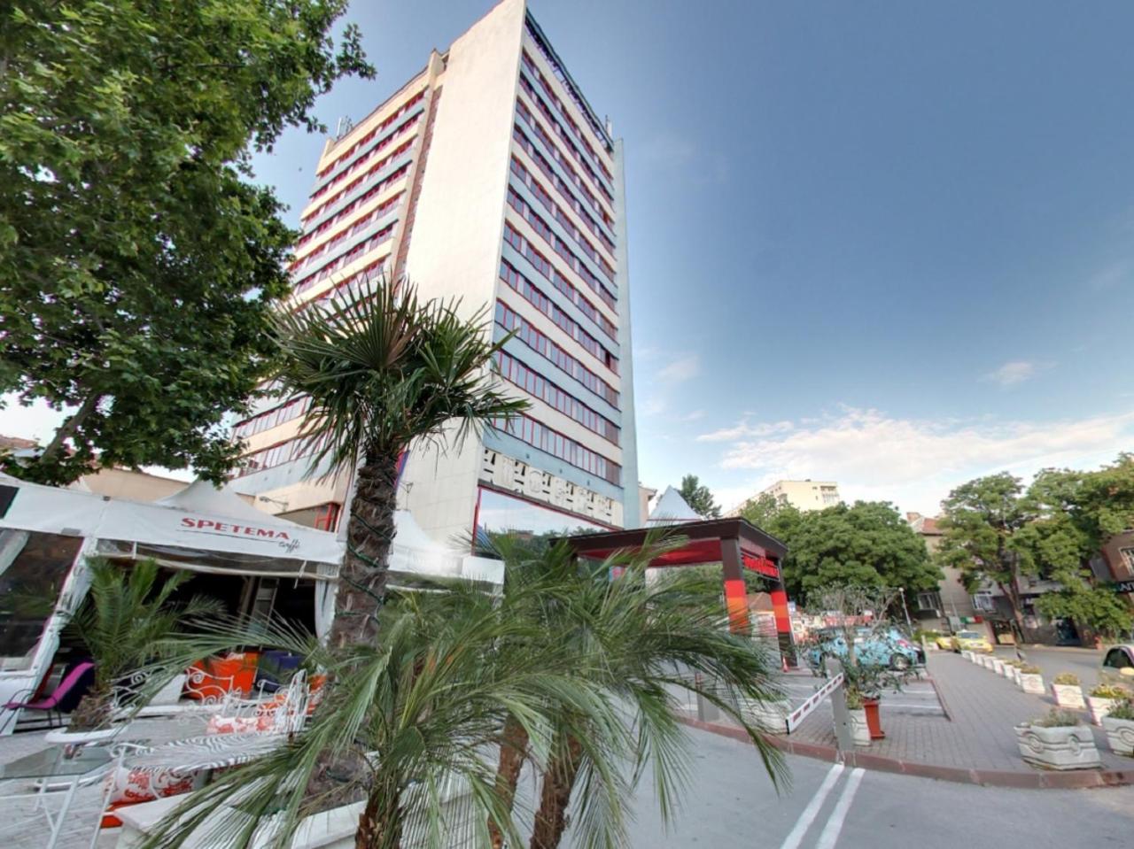 Hotel Leipzig - Image 1