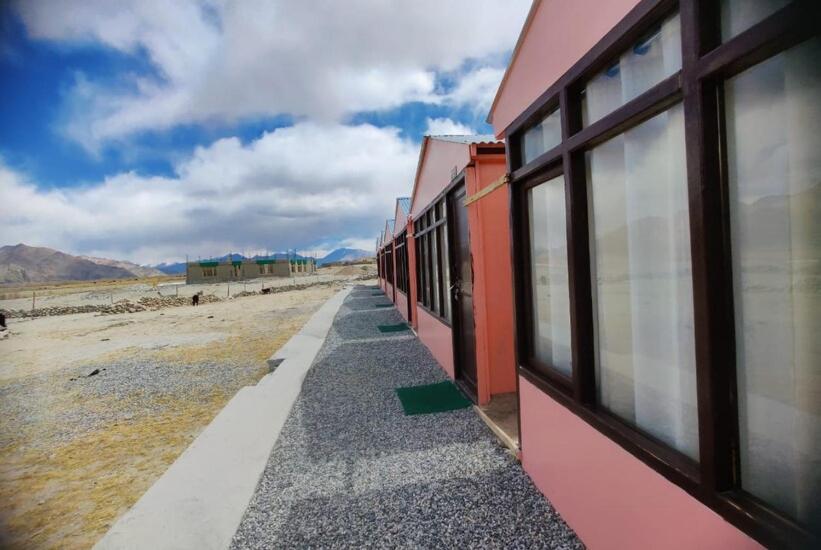 Peace Cottages Pangong Ladakh by LexStays view 5