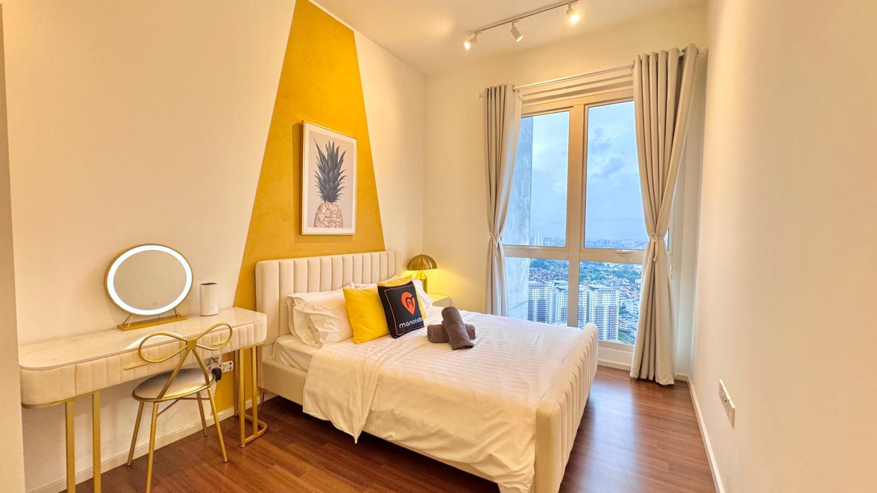 UNA Serviced Apartment by manatidur