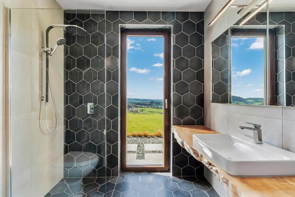 Off The Grid Retreat view 4
