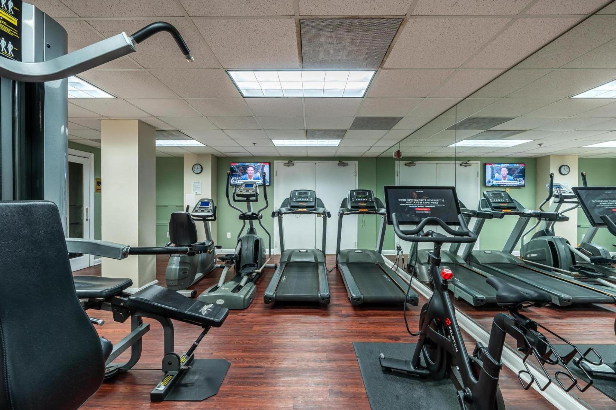 The Palms Coconut Grove 1 bedroom condo includes parking