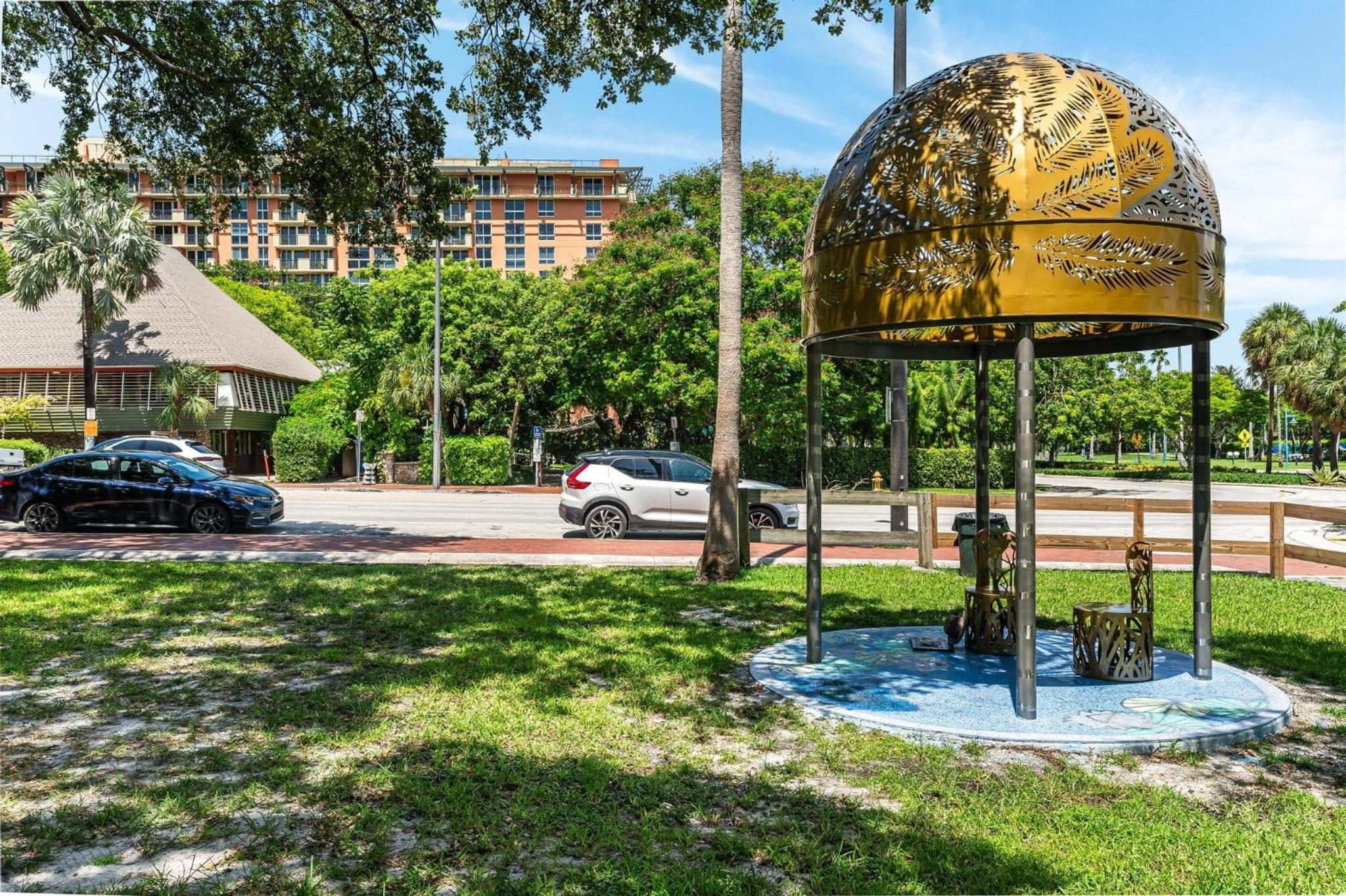 The Palms Coconut Grove 1 bedroom condo includes parking