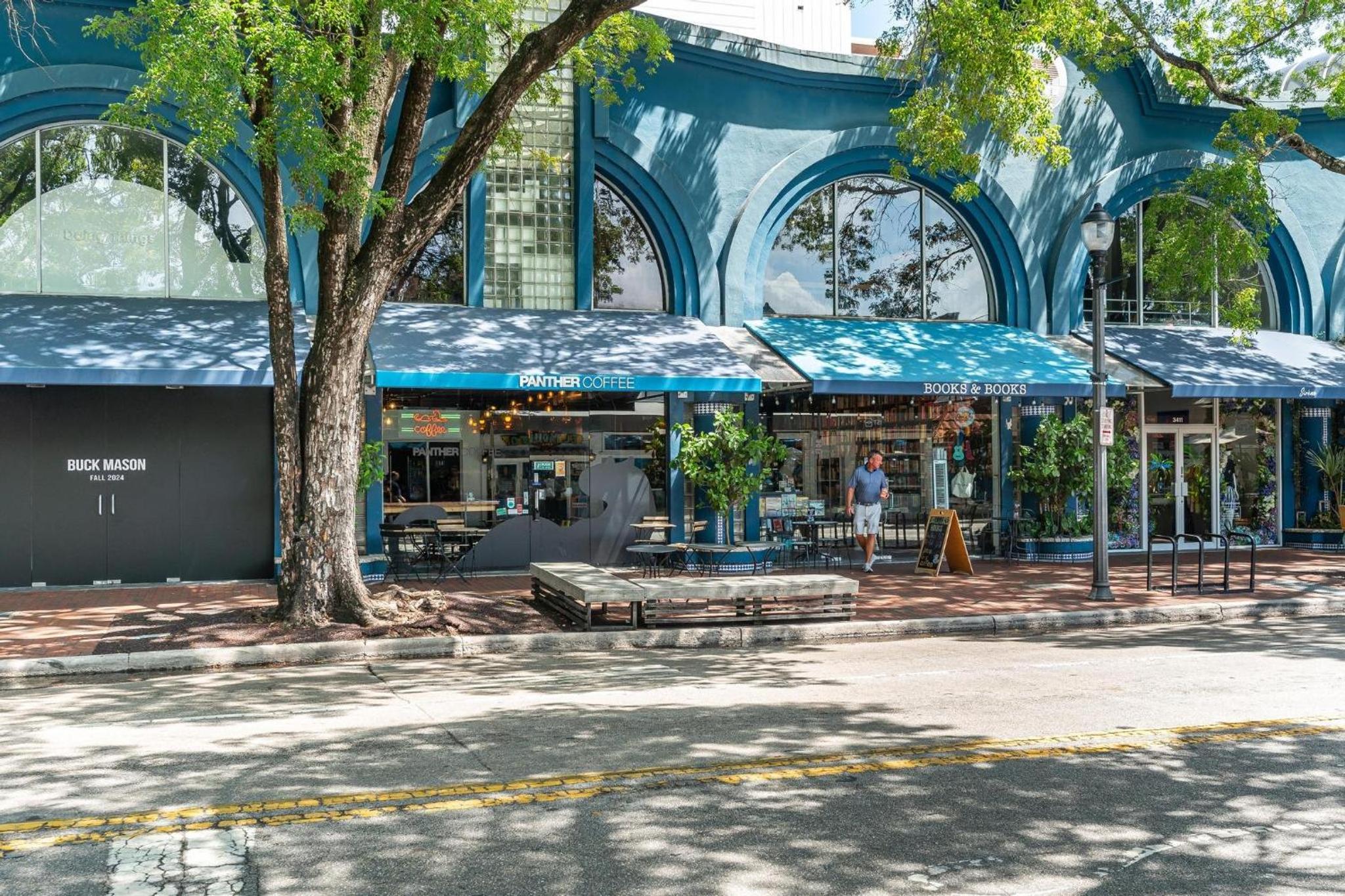 The Palms Coconut Grove 1 bedroom condo includes parking