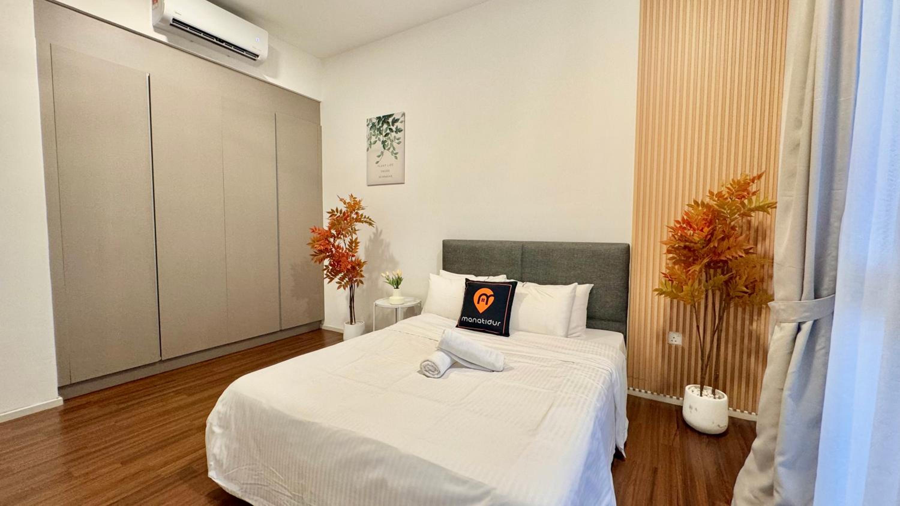 UNA Serviced Apartment by manatidur
