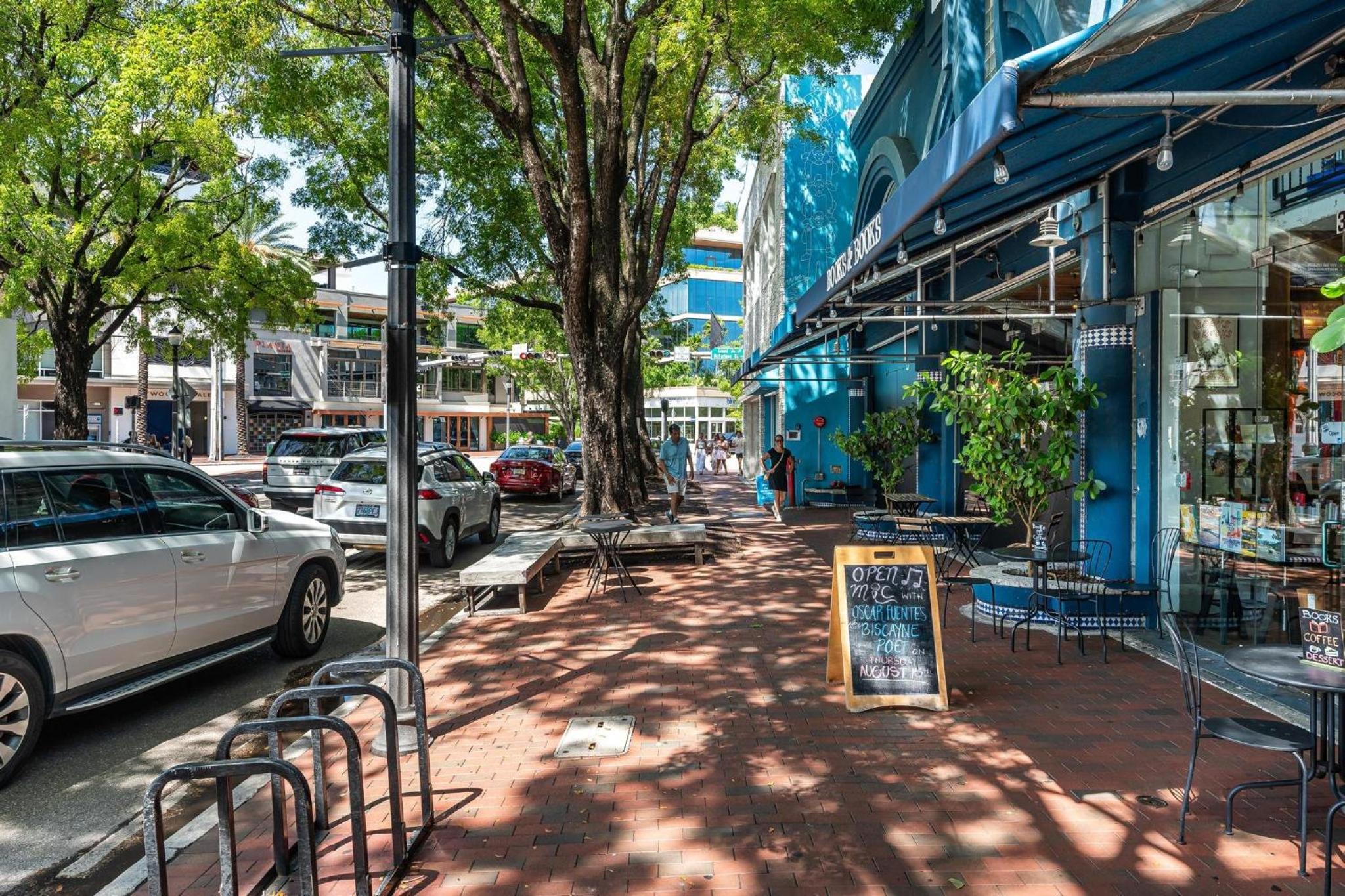 The Palms Coconut Grove 1 bedroom condo includes parking