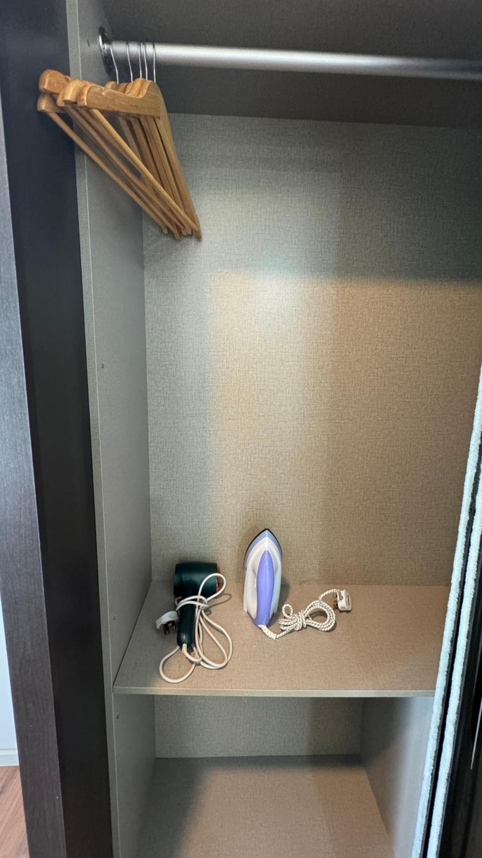 UNA Serviced Apartment by manatidur