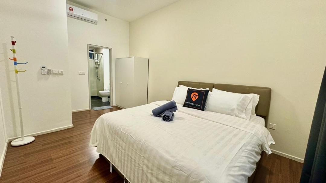 UNA Serviced Apartment by manatidur