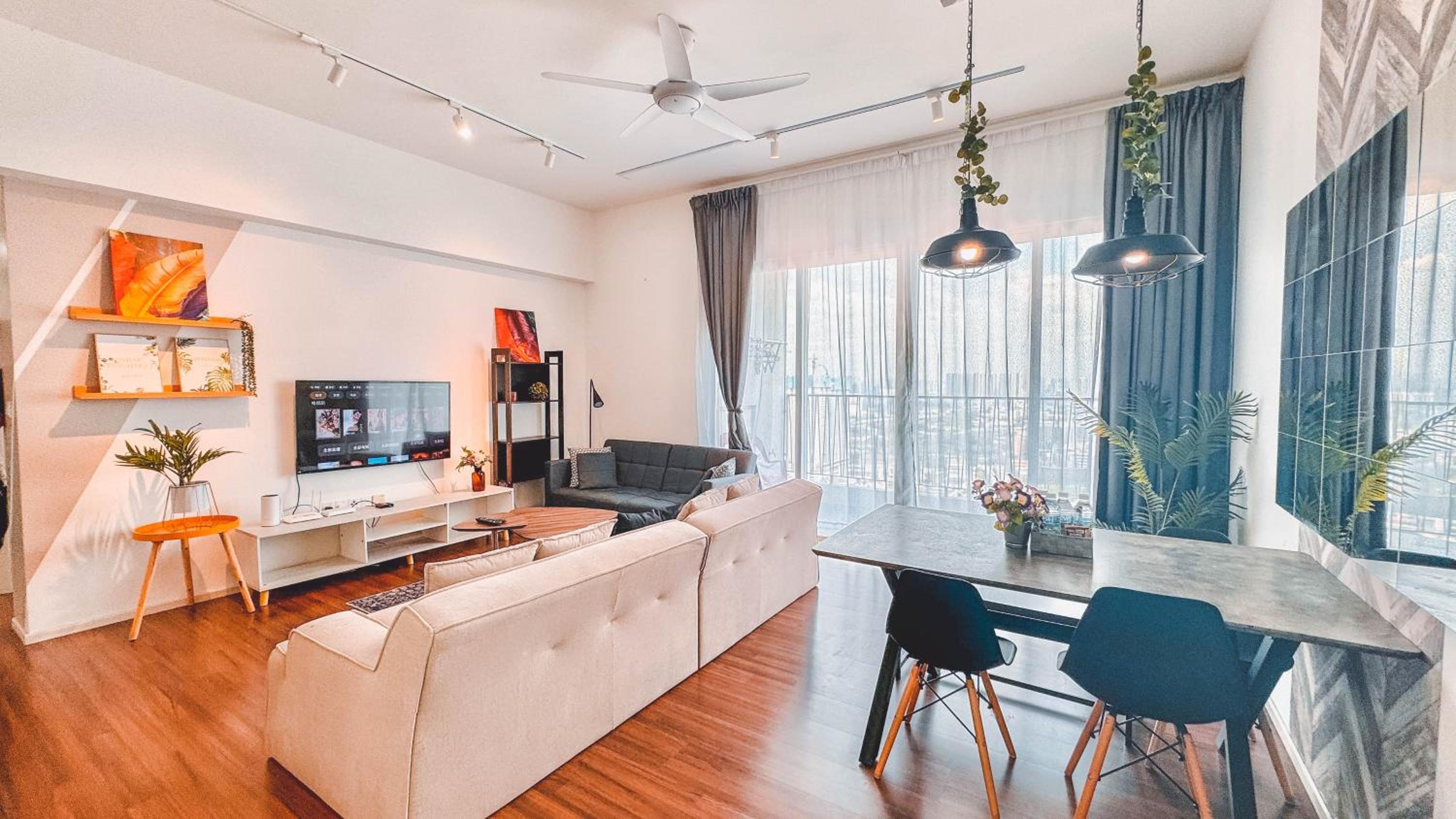 UNA Serviced Apartment by manatidur