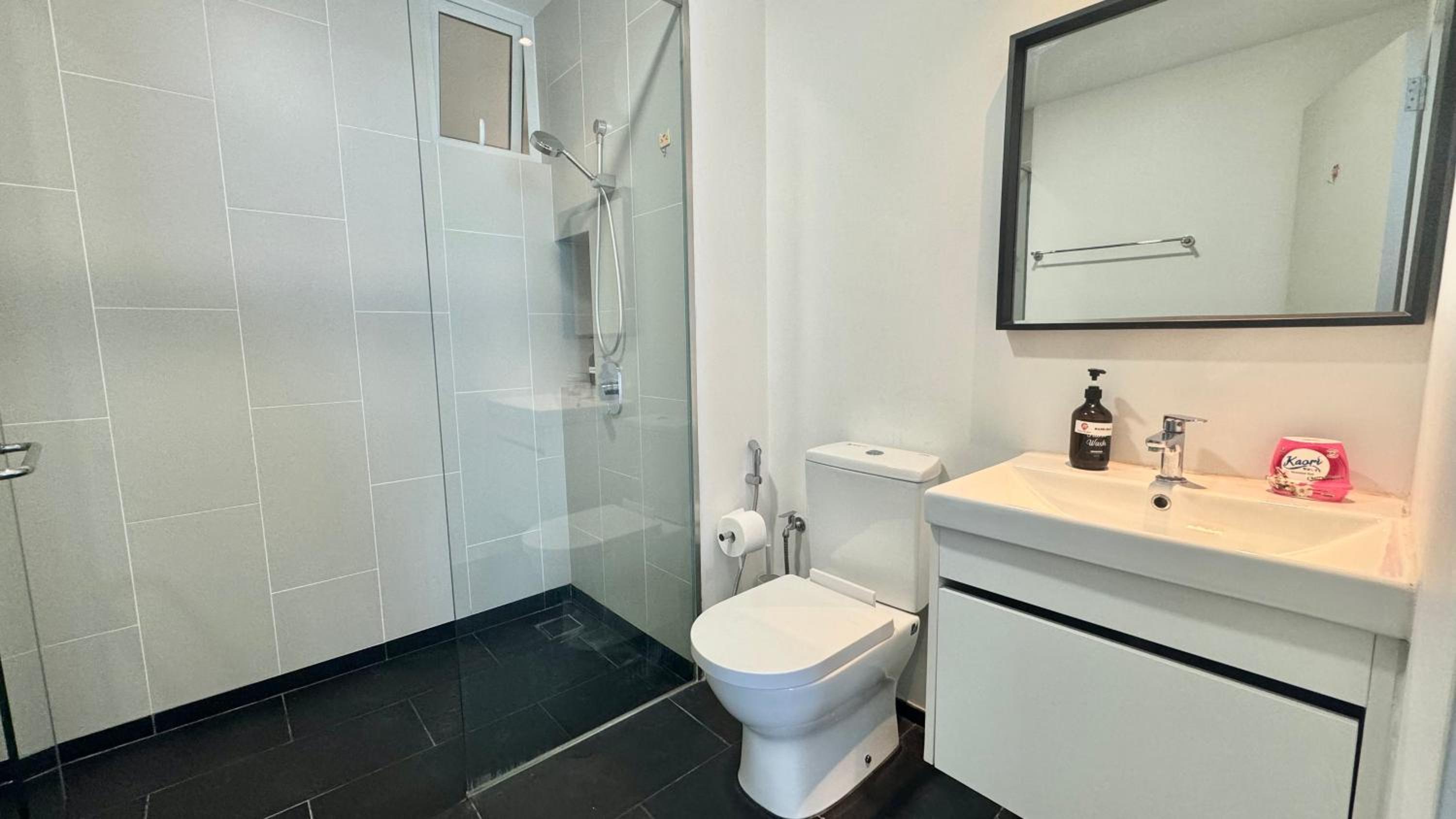 UNA Serviced Apartment by manatidur