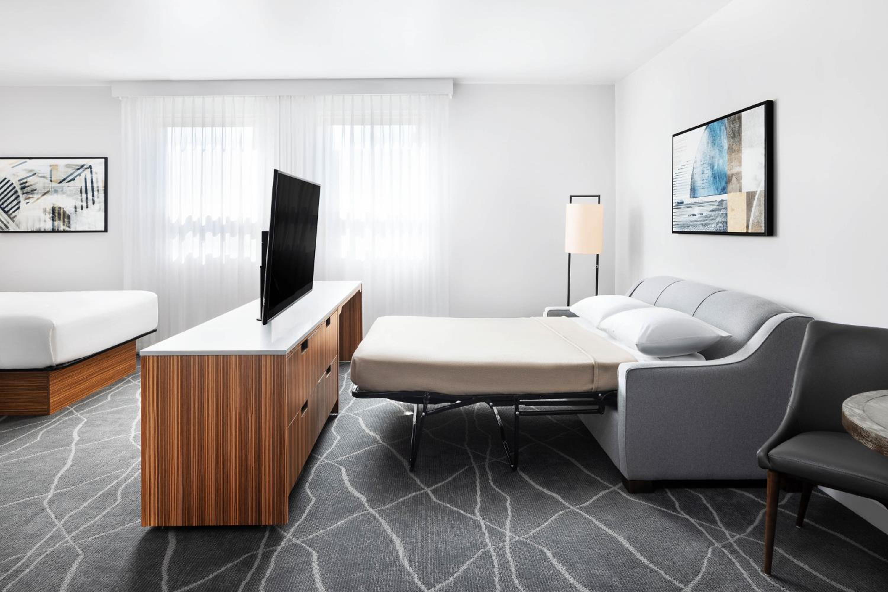 Grande Prairie Vacations - Delta Hotels by Marriott Grande Prairie Airport - Property Image 12