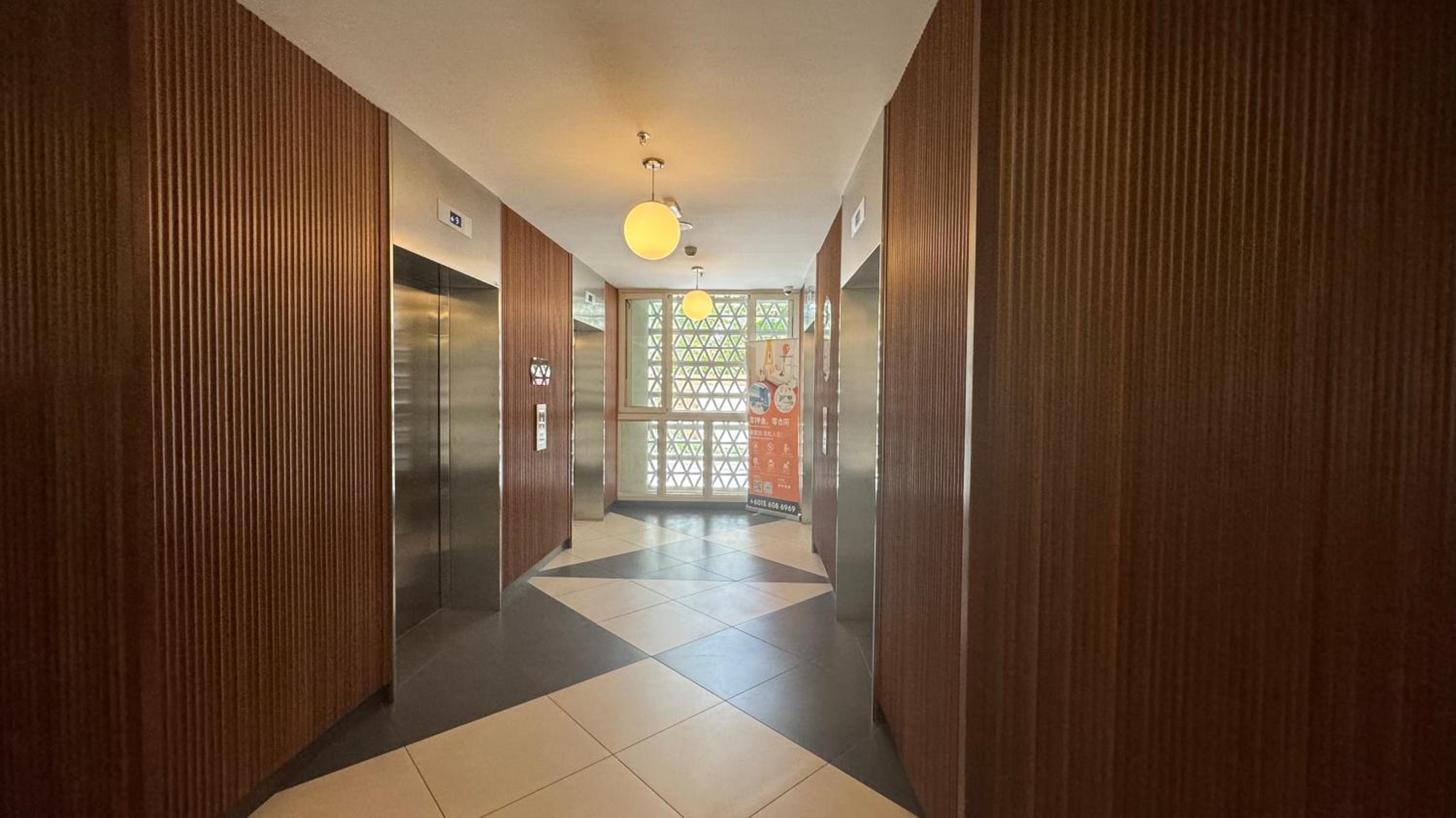 UNA Serviced Apartment by manatidur