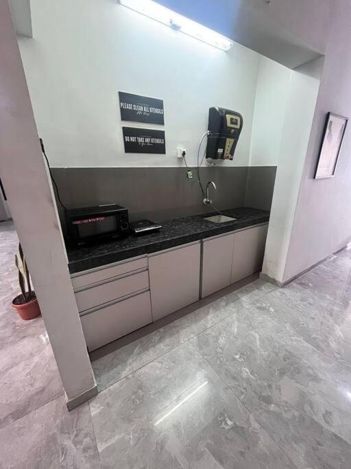 Hamlet Studio Apt, Baner Pune 602