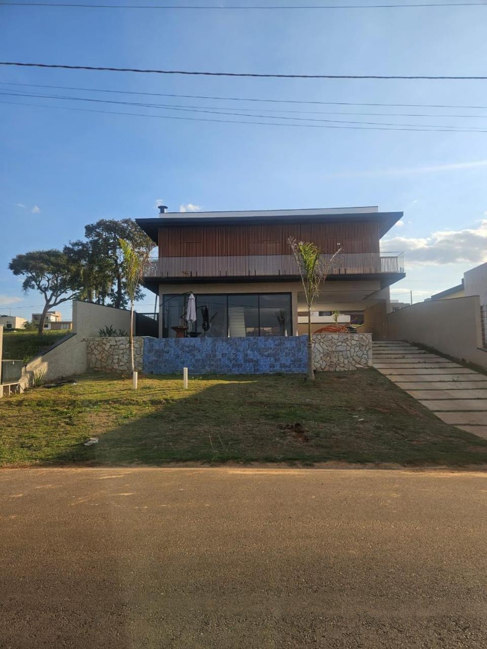 Casa de Alto Padrão na Represa de Avaré
