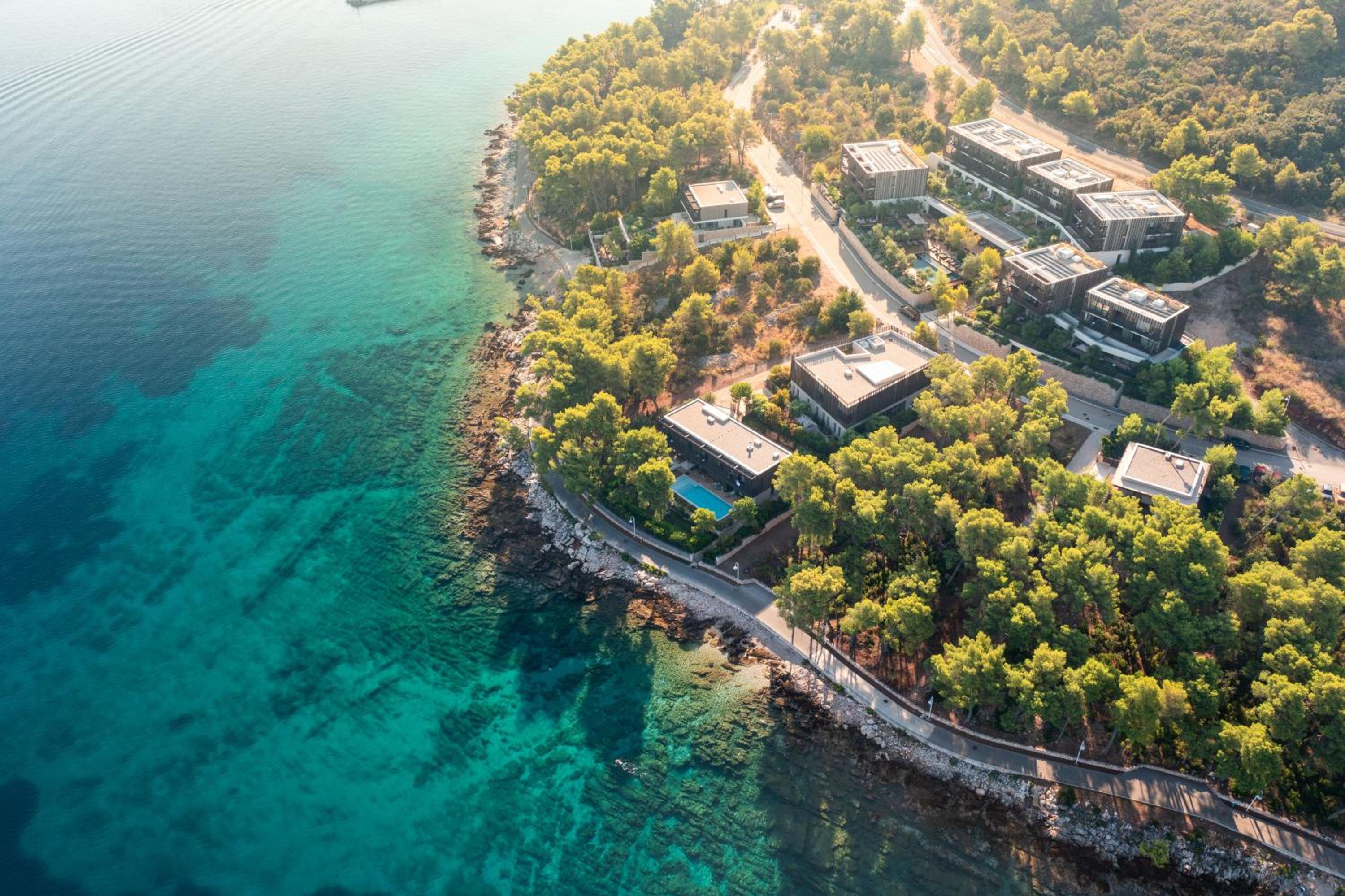 Hotel Maslina Resort - Image 1