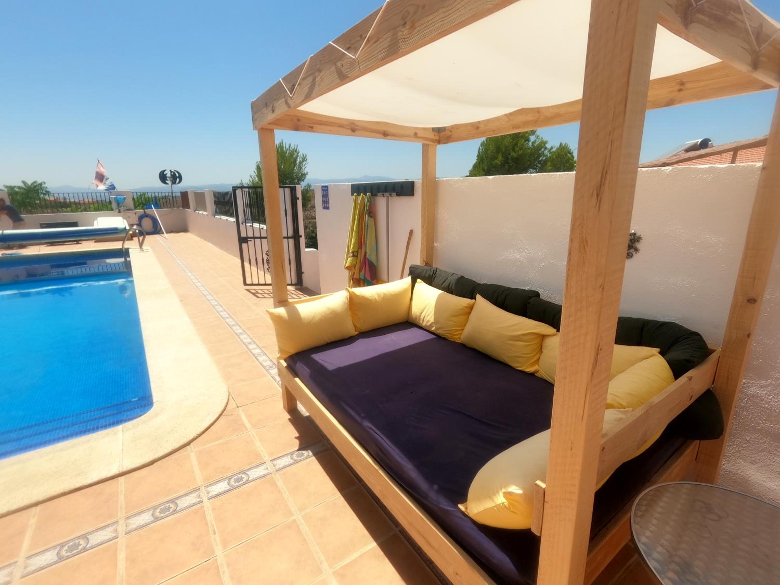 Cortijo naturista con vistas-clothing optional