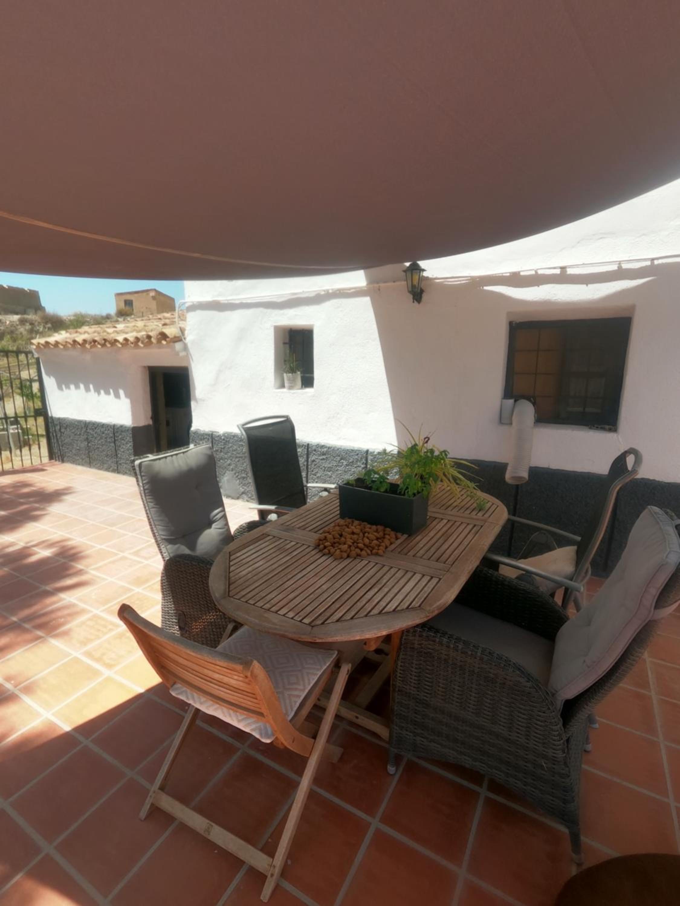 Cortijo naturista con vistas-clothing optional