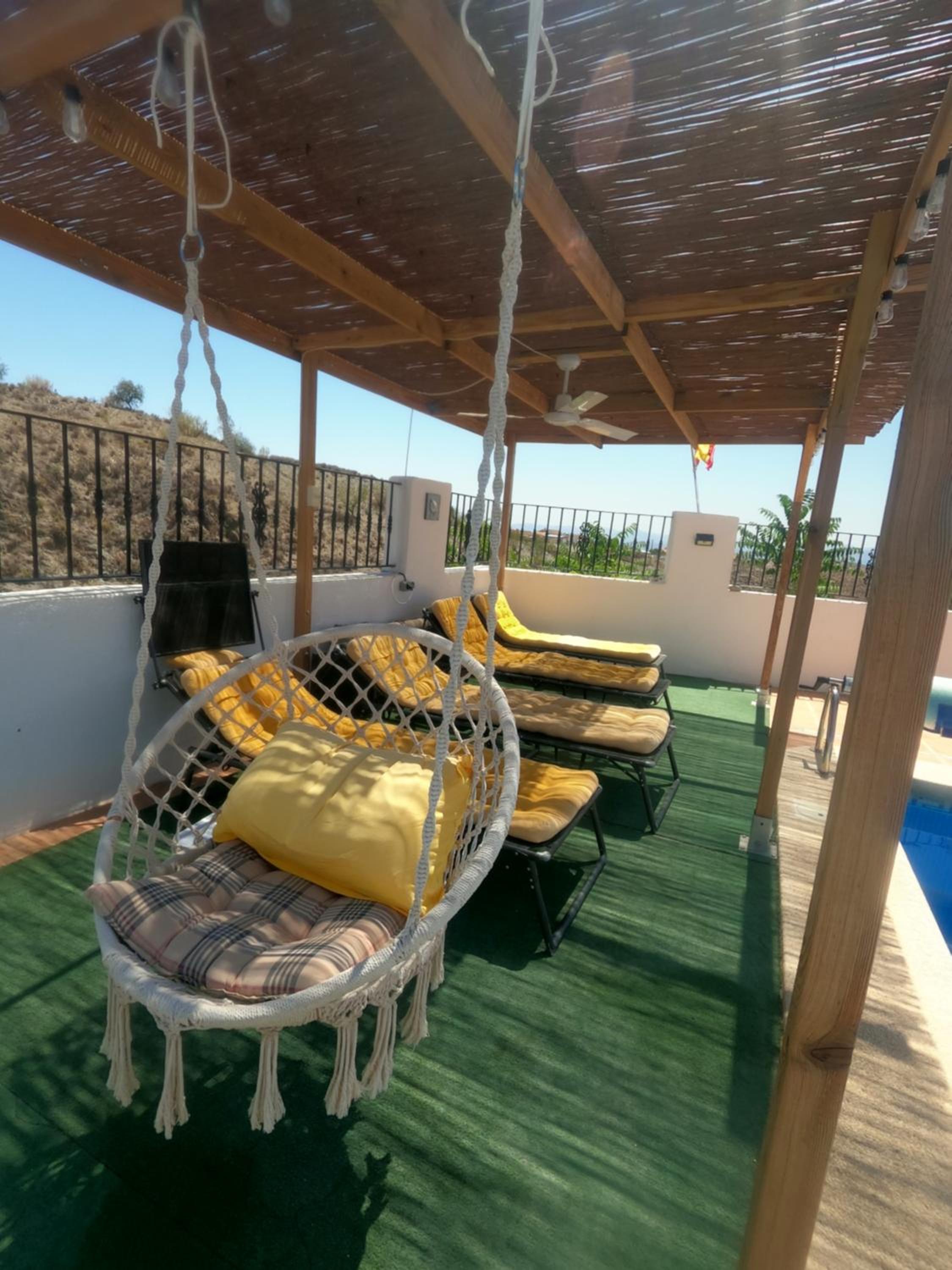 Cortijo naturista con vistas-clothing optional
