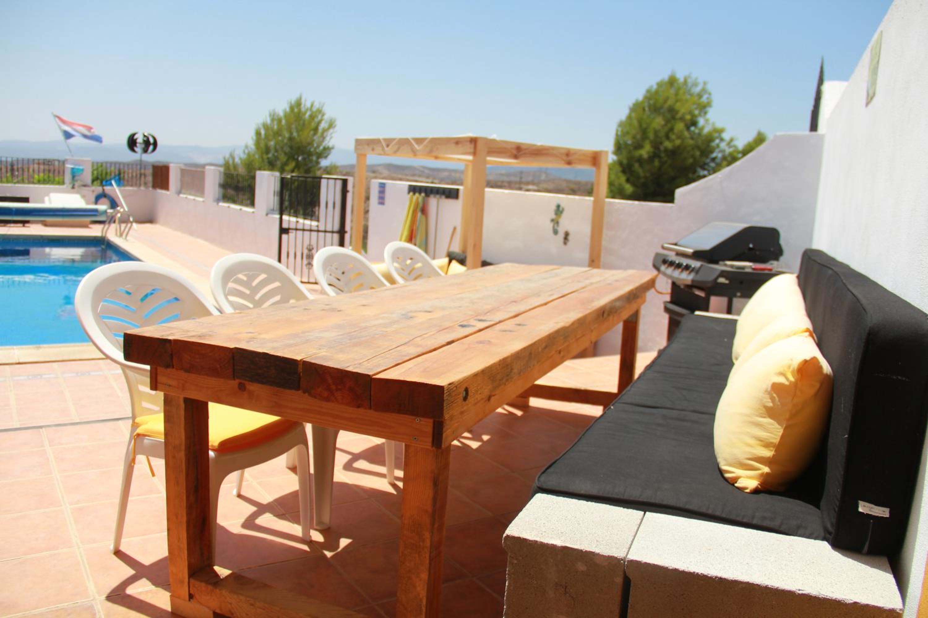 Cortijo naturista con vistas-clothing optional