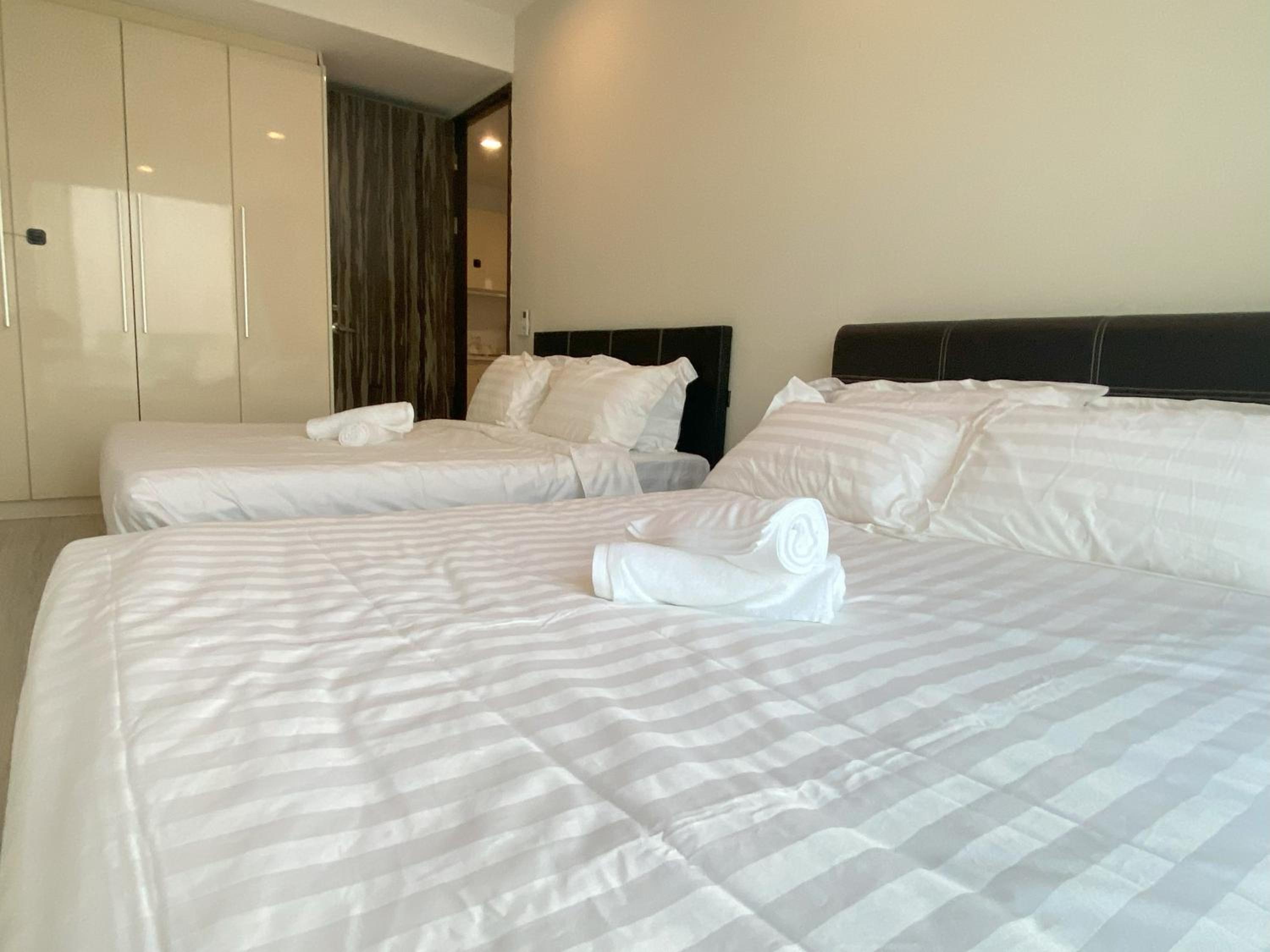 Sky Suite Kota Kinabalu-2R1B-Up to 8 pax-5 mins drive to Imago, Sutera Ave, Riverson & KKTimeSquare photo 8