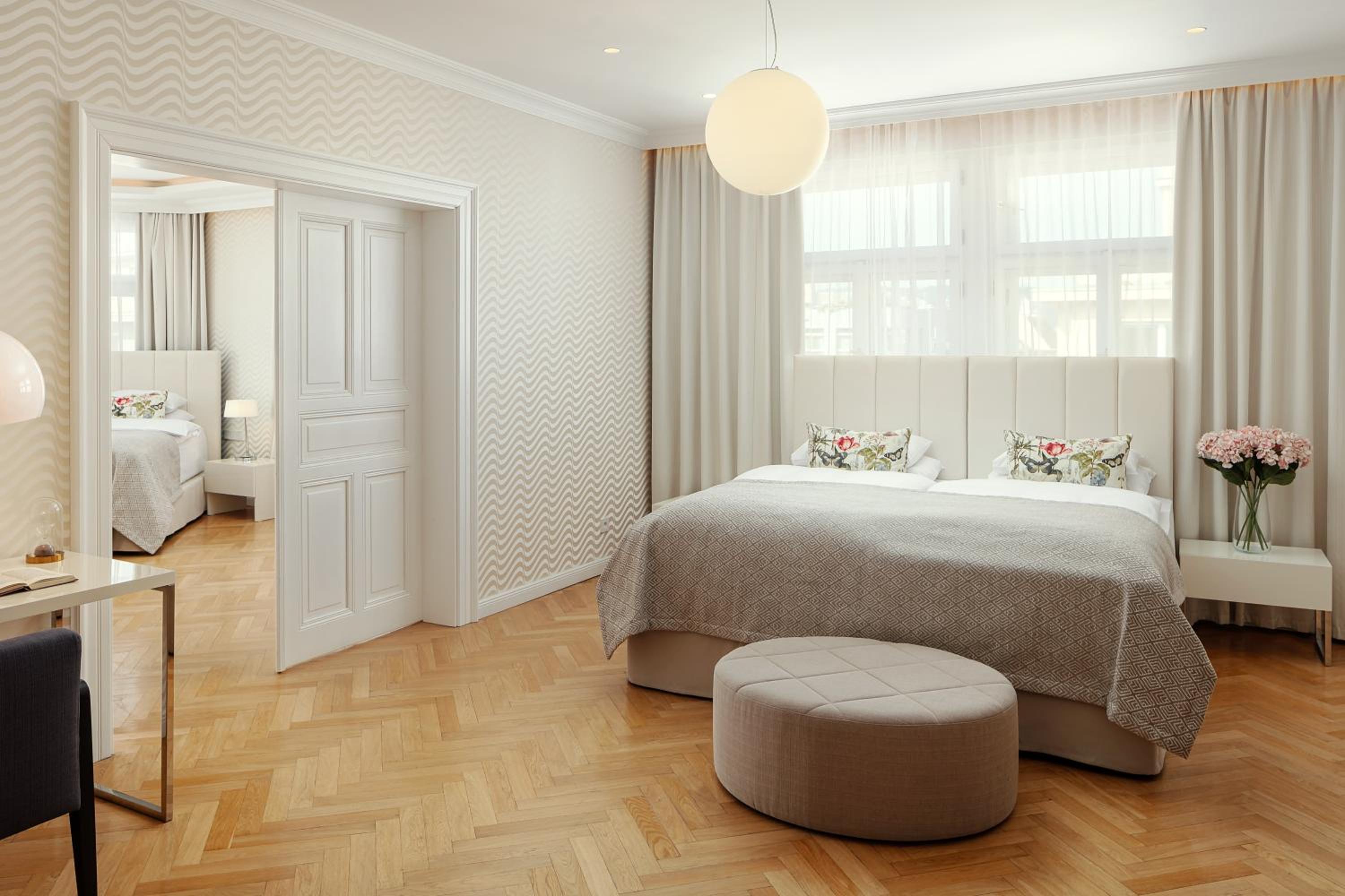Revolucni Apartments Old Town