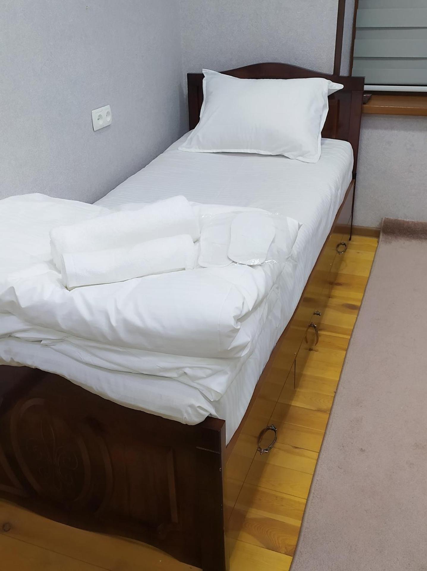 Elite-Hostel view 4