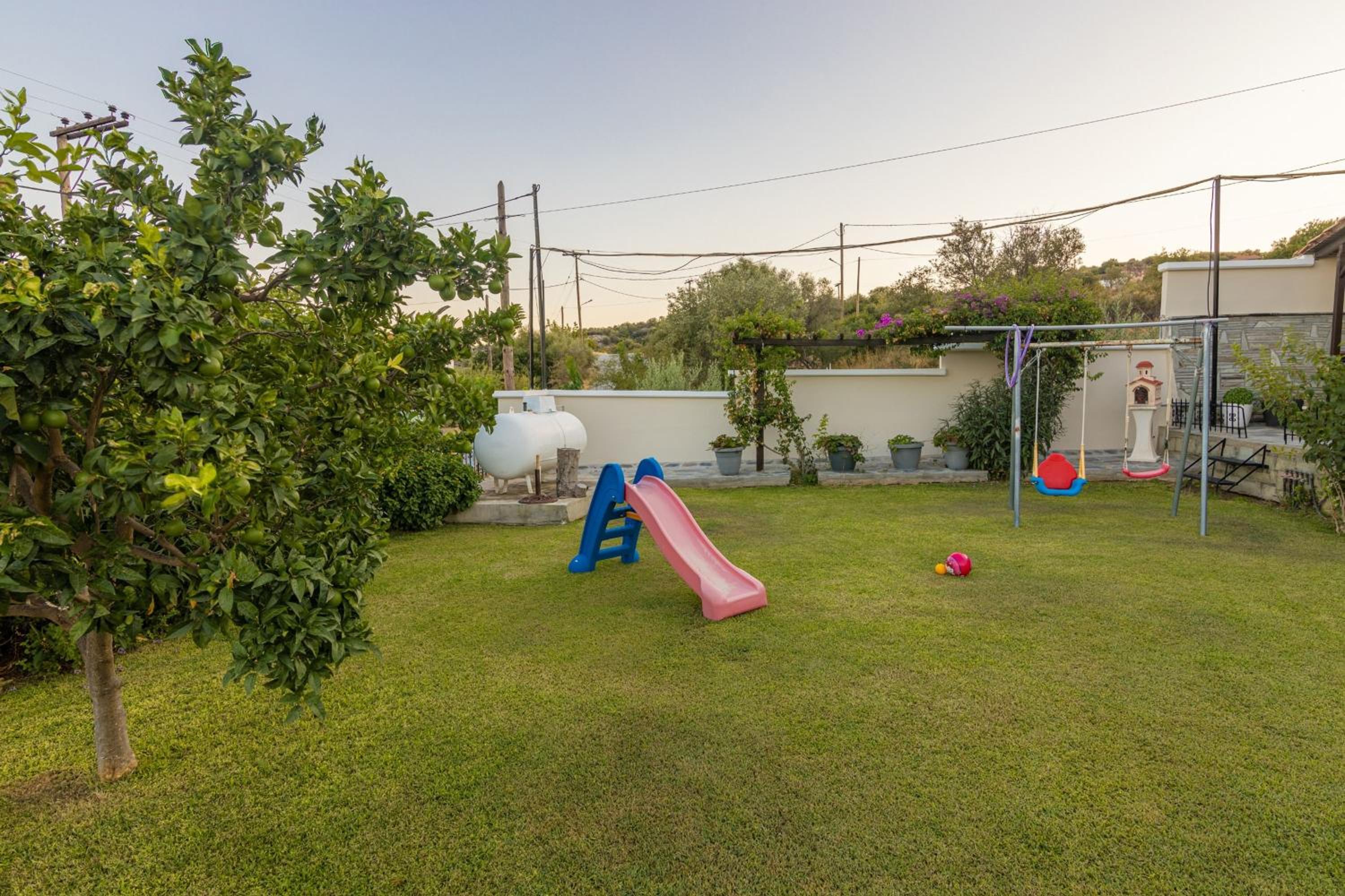 Villa Galani Agios Stefanos view 3