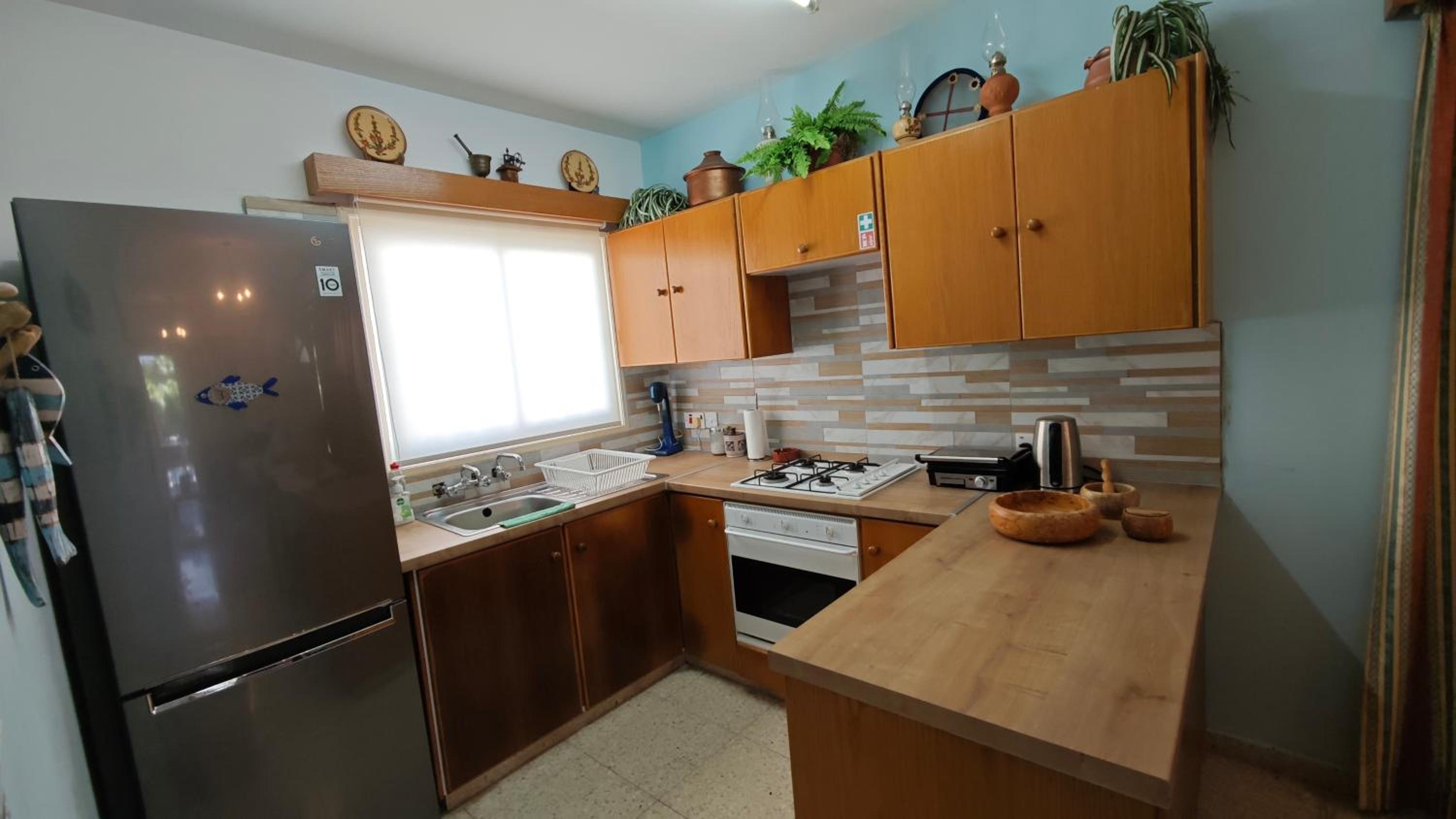 Manors Seaside 2BR House 100m from the Beach & Free Parking