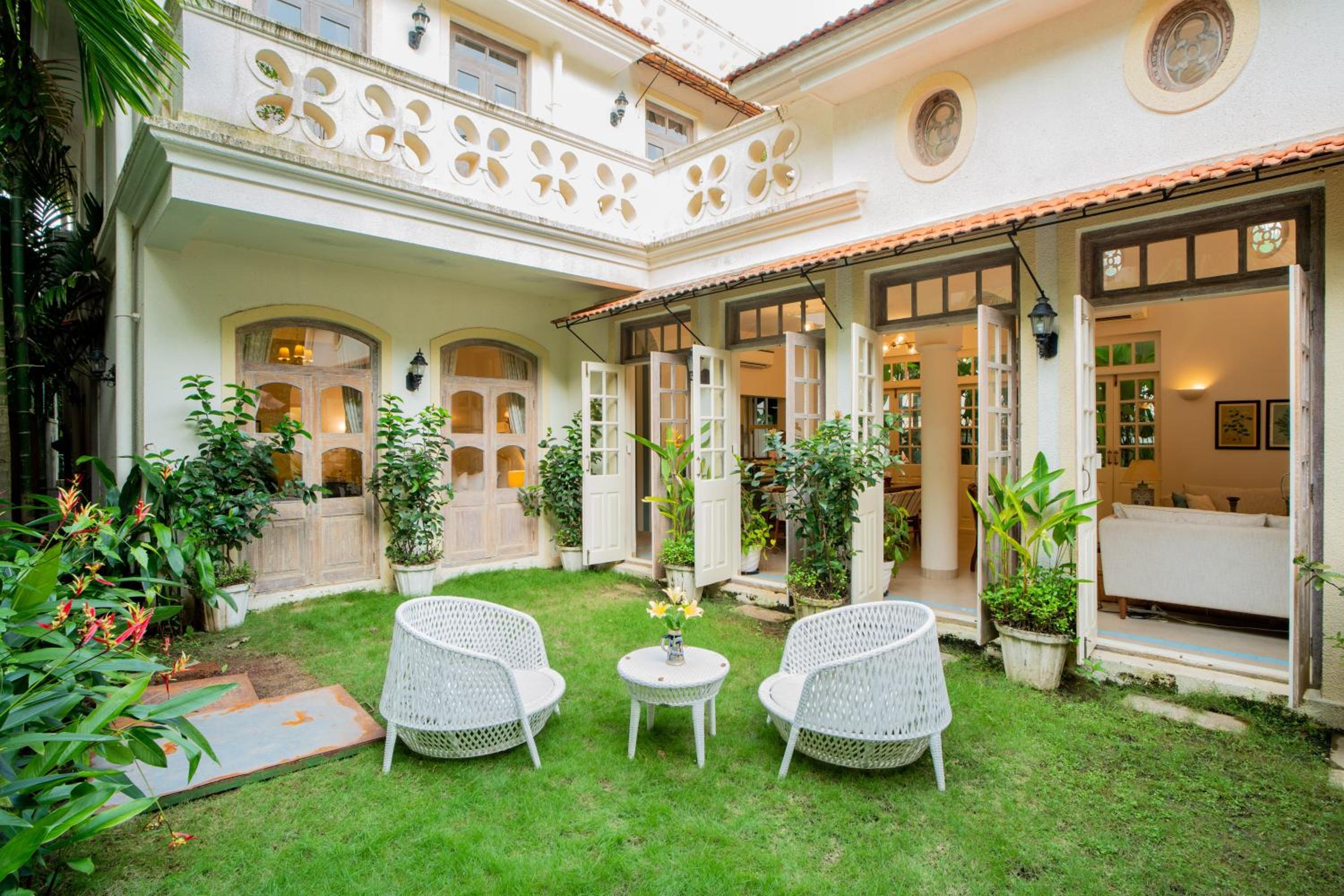 ELIVAAS 3 BHK with Pvt Pool in Assagao -Montforte Ayada