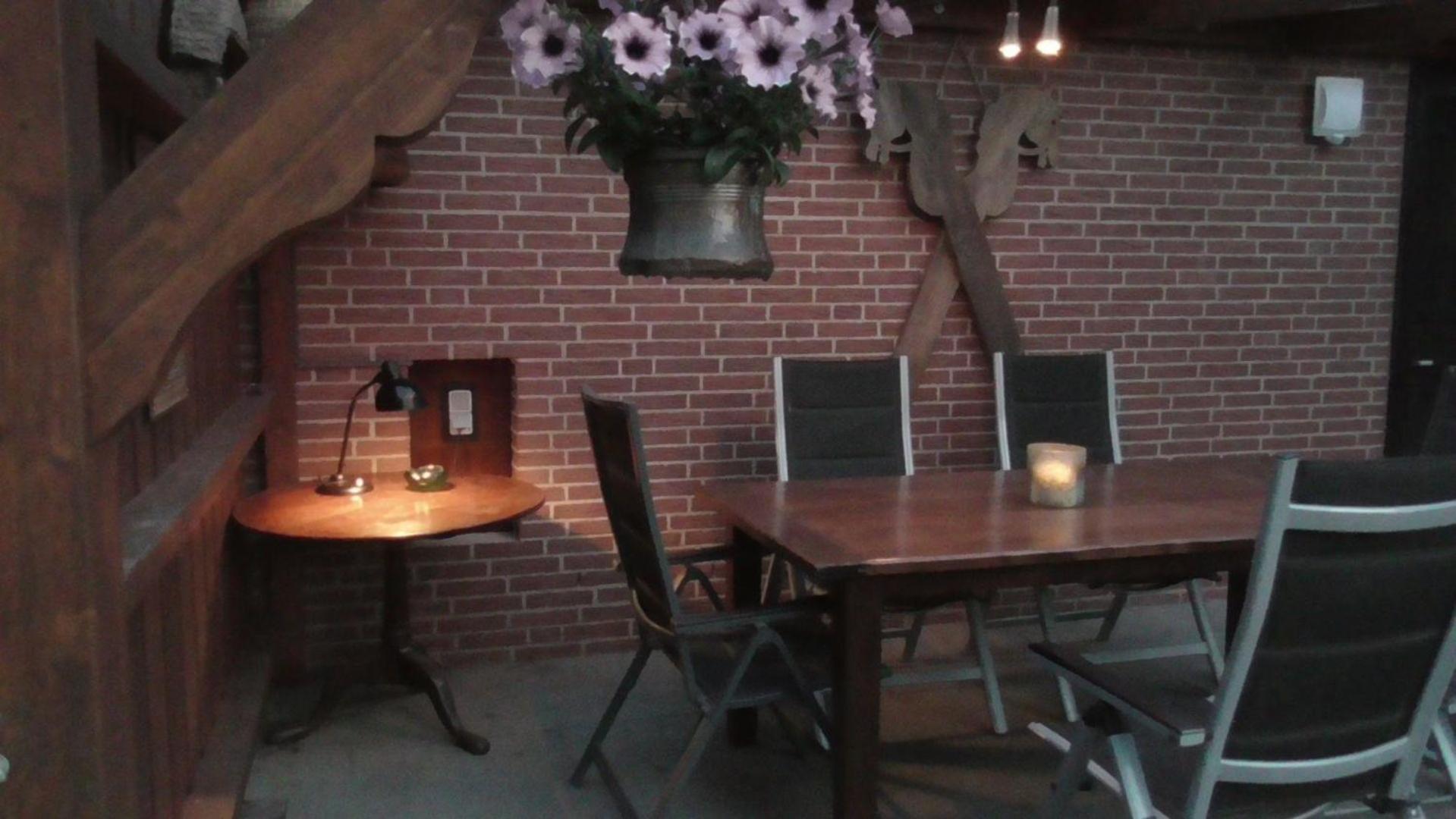 Ferienhaus Mit Überdachter Terrasse Und Carport