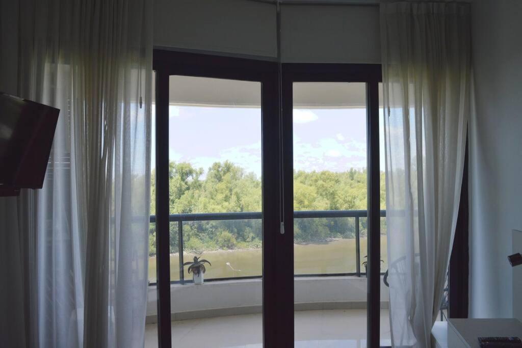 Residencia majestuosa en Marinas Golf, Tigre