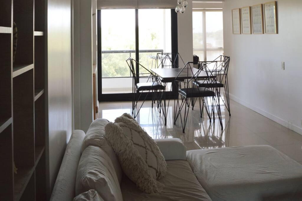 Residencia majestuosa en Marinas Golf, Tigre