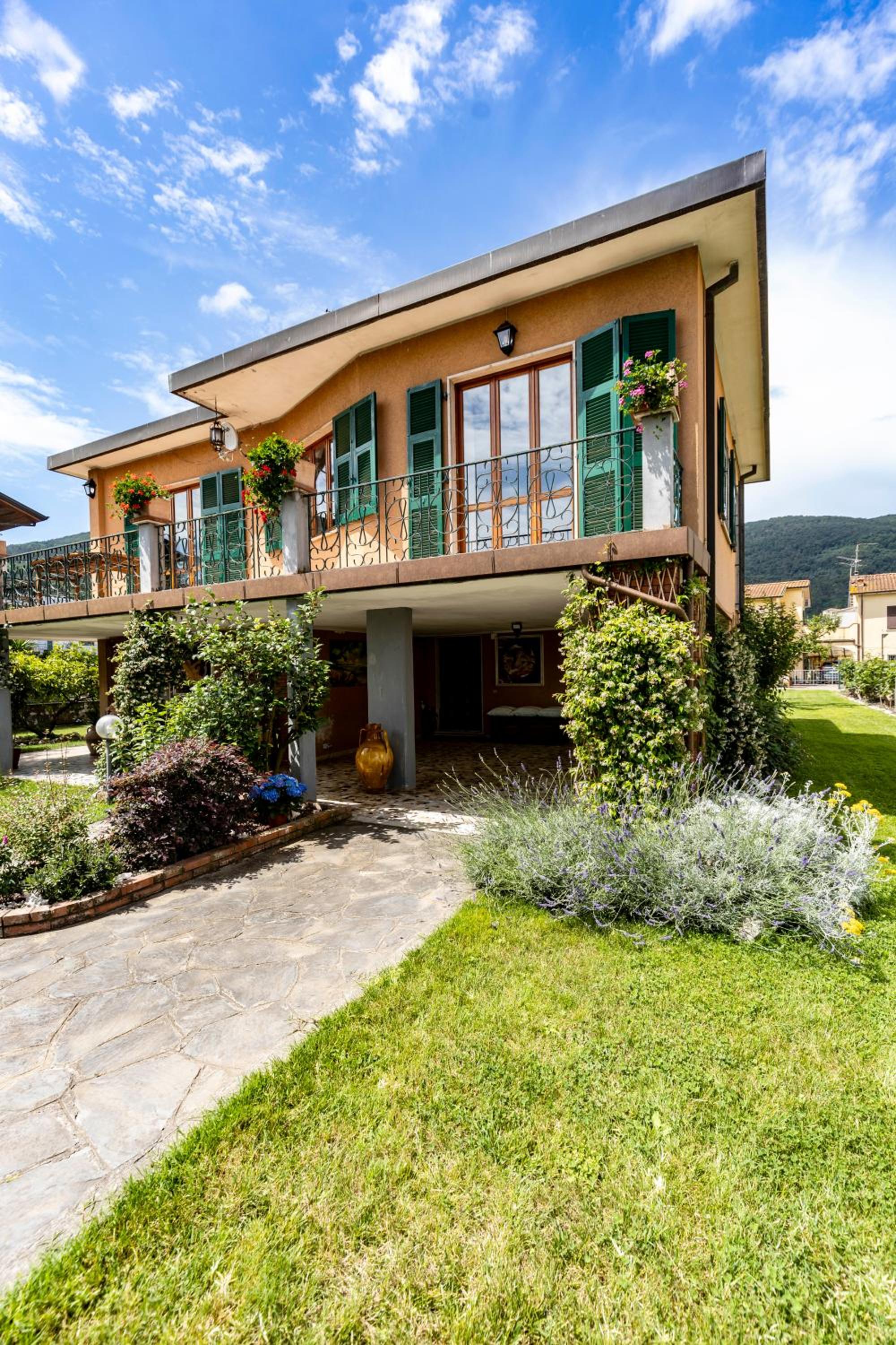 Il Giardino di Carlo Apartament- famiglie e gruppi view 2
