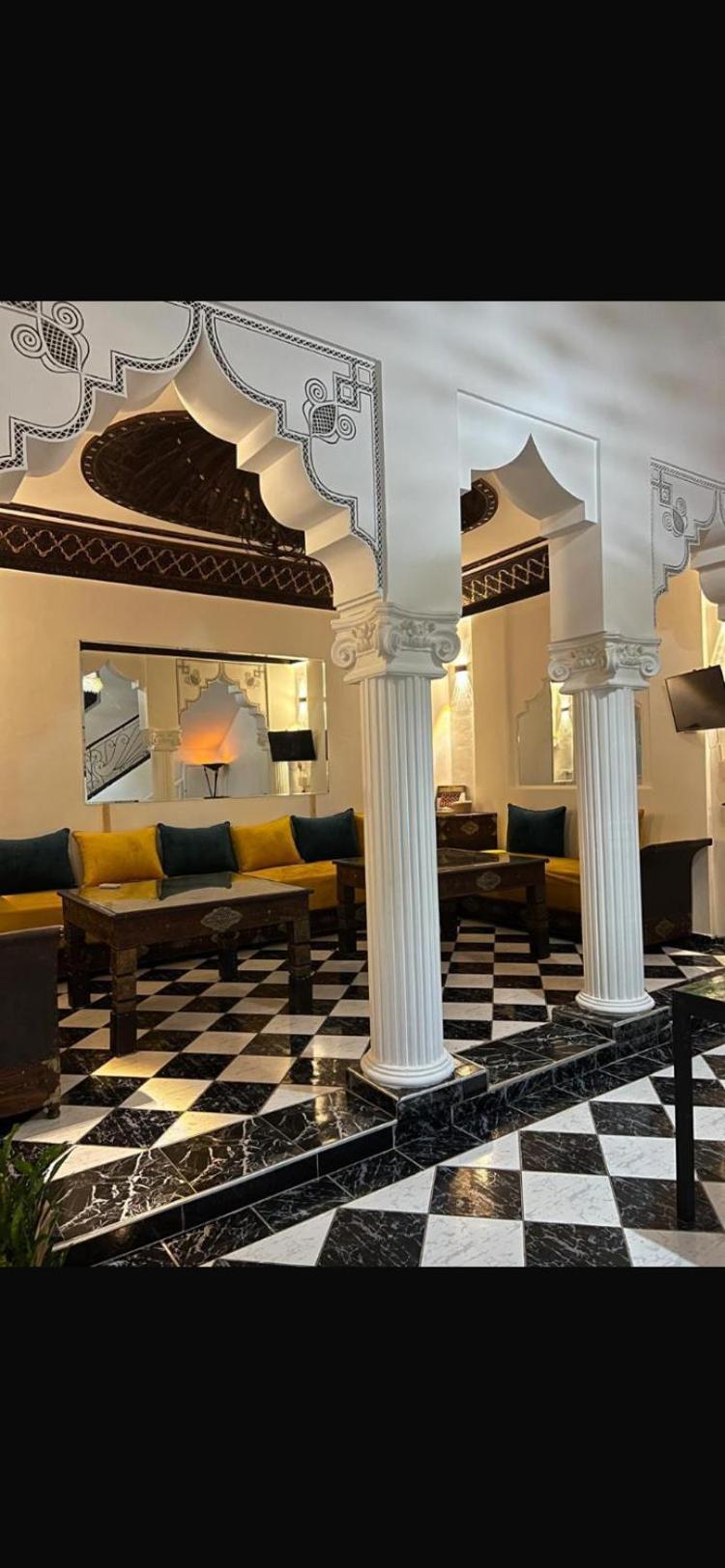 lounge
