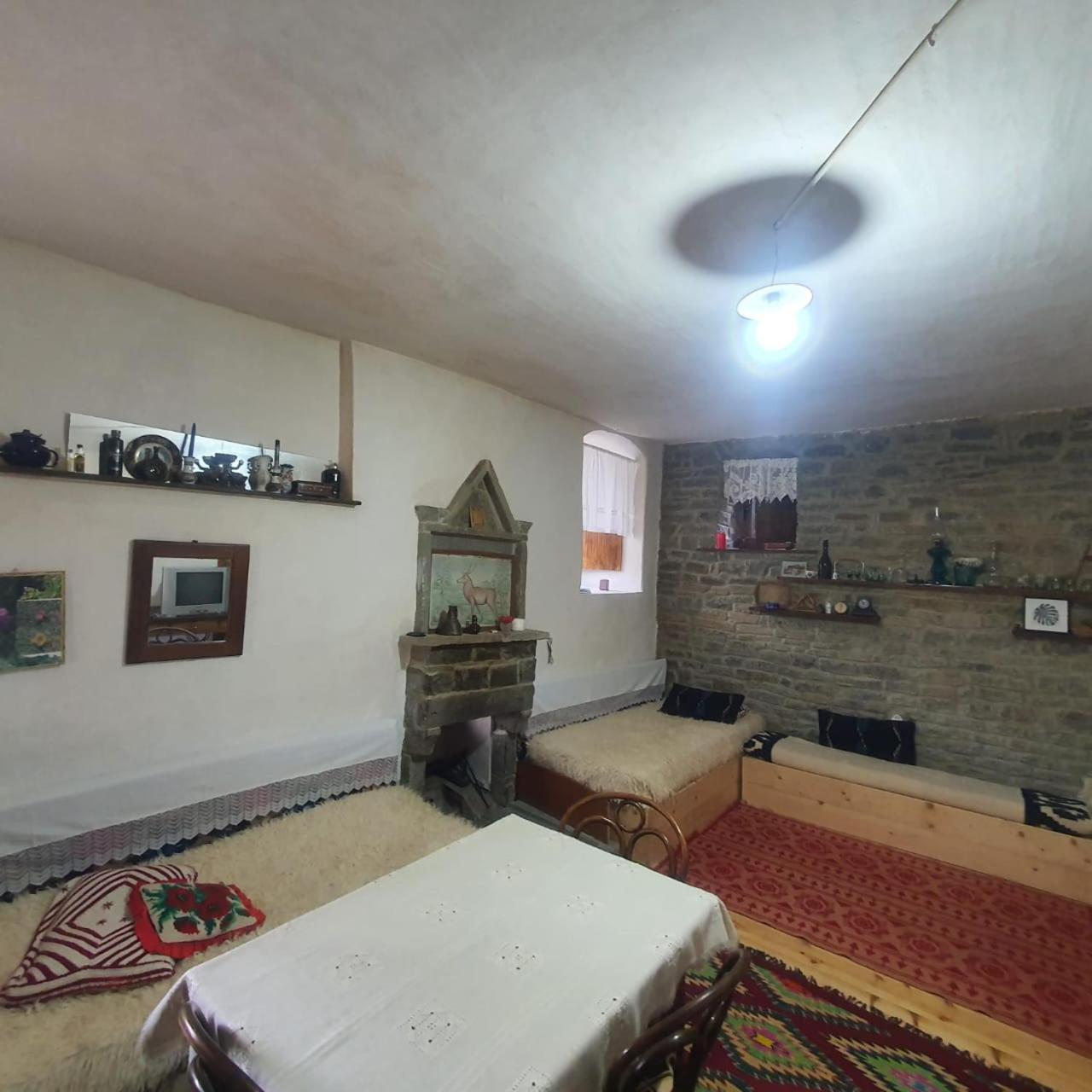 Traditional GuestHouse Permet