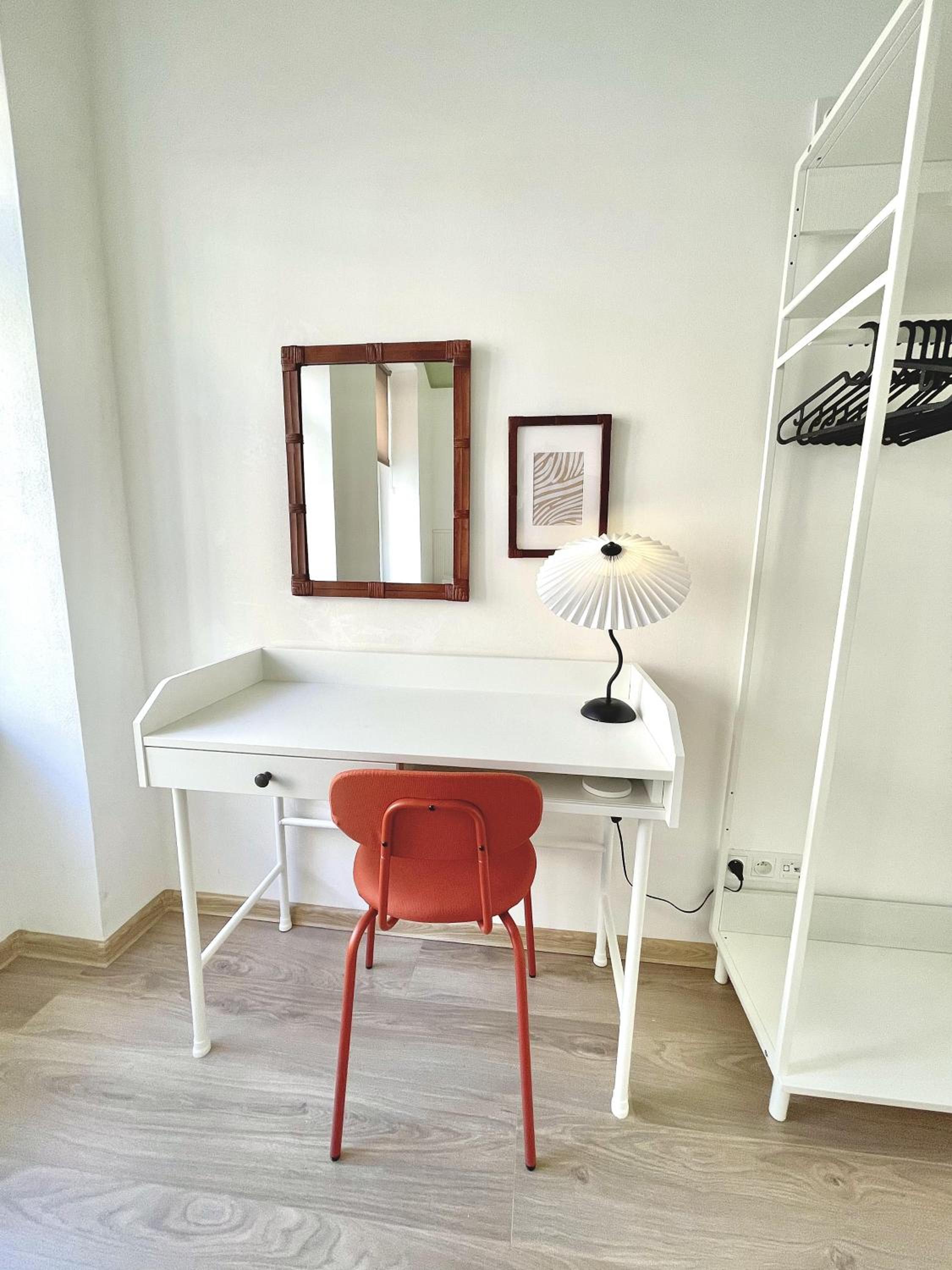Rentero natural ground base Apartment, Prague