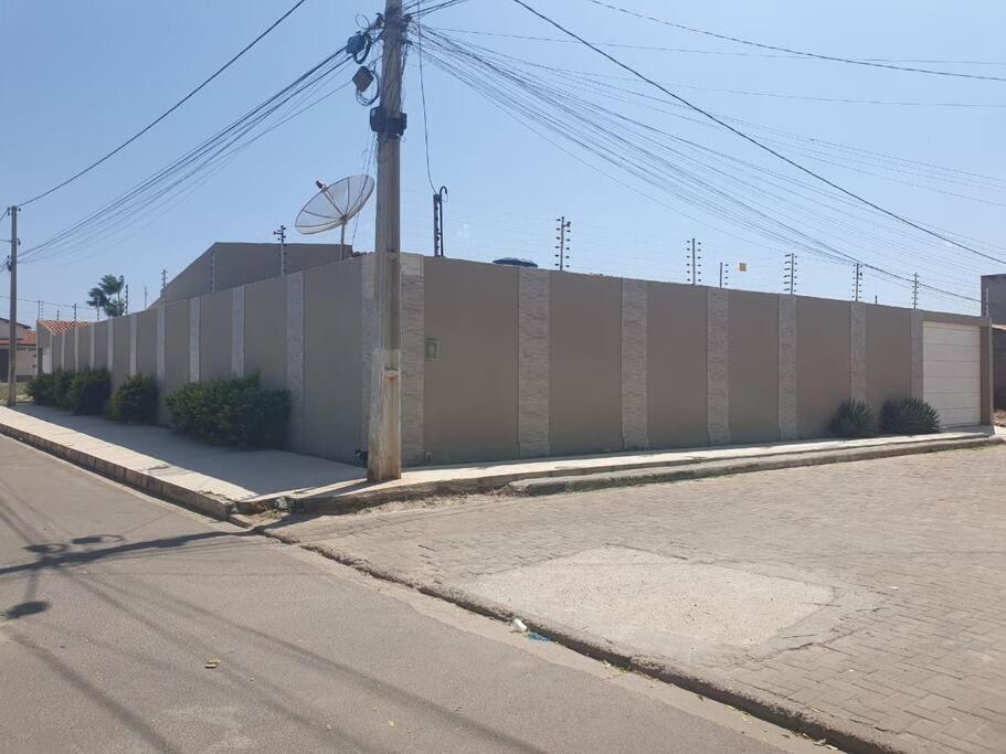 Casa com churrasqueira ampla