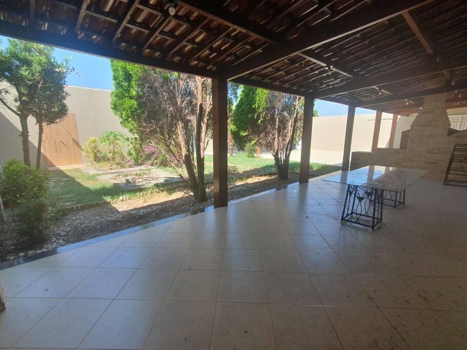 Casa com churrasqueira ampla
