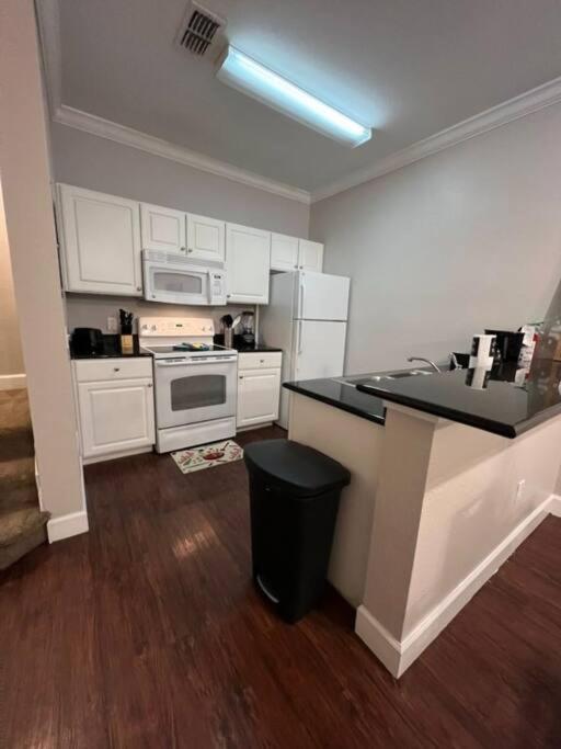 3 BEDS Lucaya Village 10 minutes to Disney parks