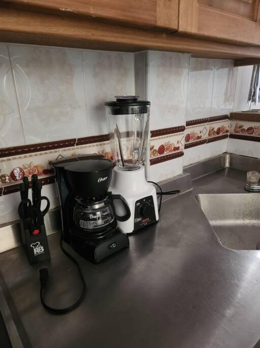 Hermoso apartamento en zona rosa, habitación principal con aire acondicionado