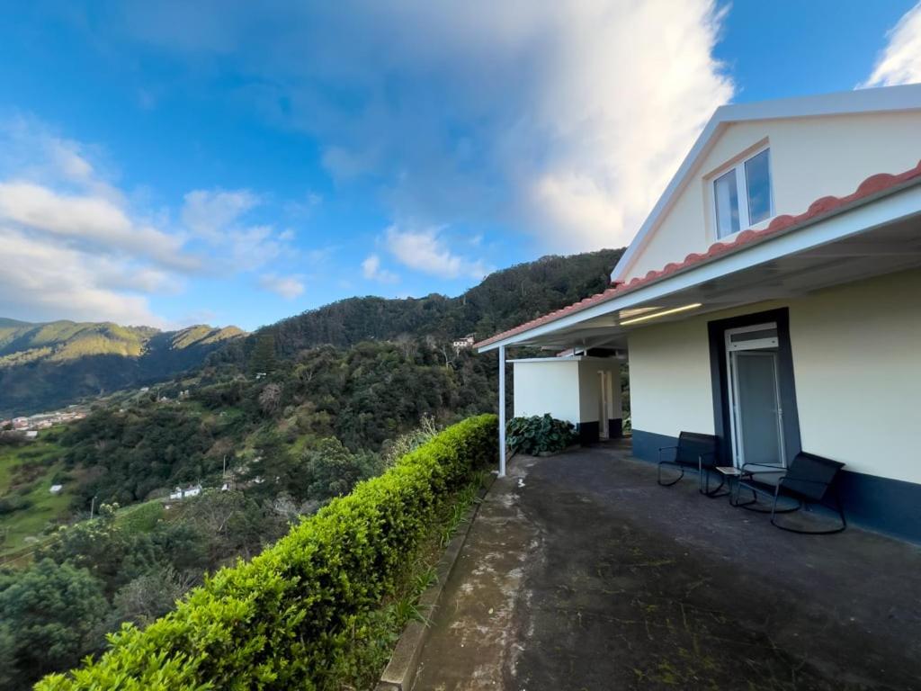 GuestReady - Tranquil Getaway in Madeira view 3