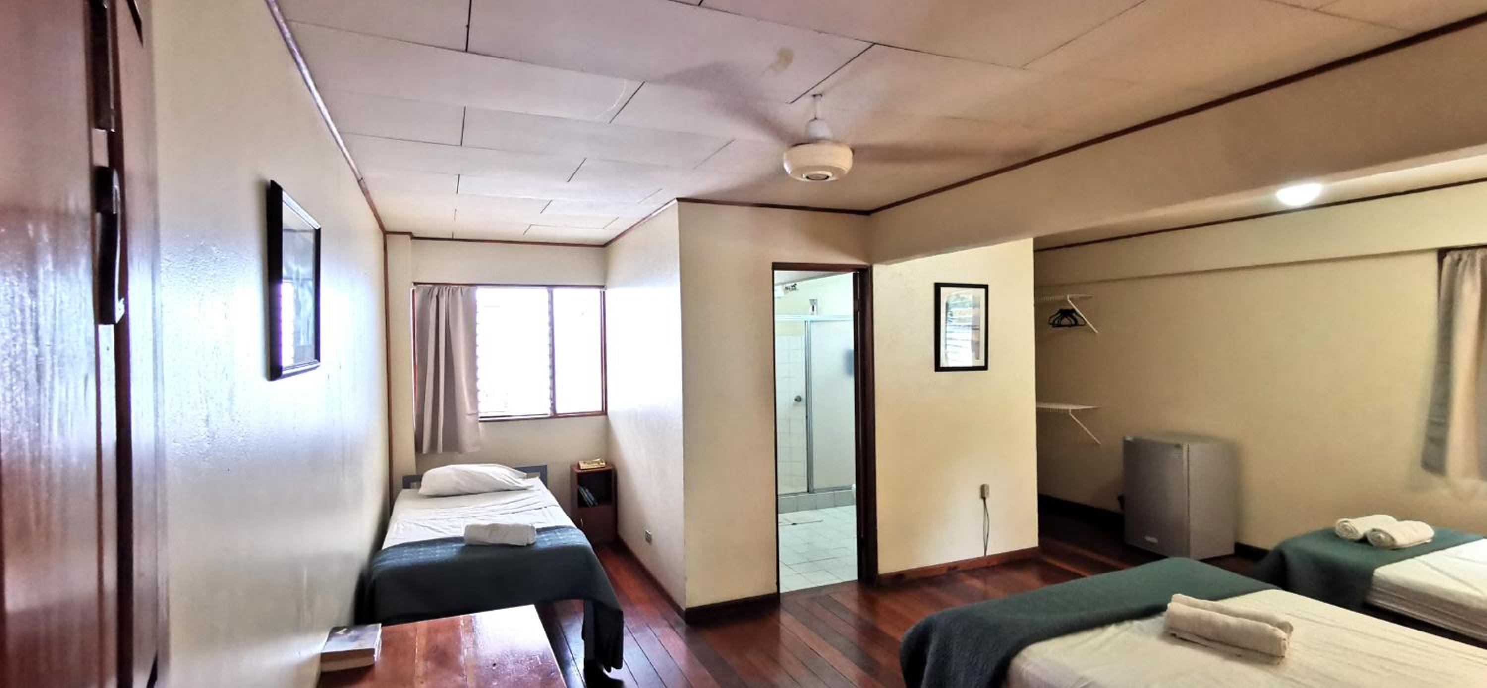 Tajalin Hostel - Montezuma Beach, Central location!