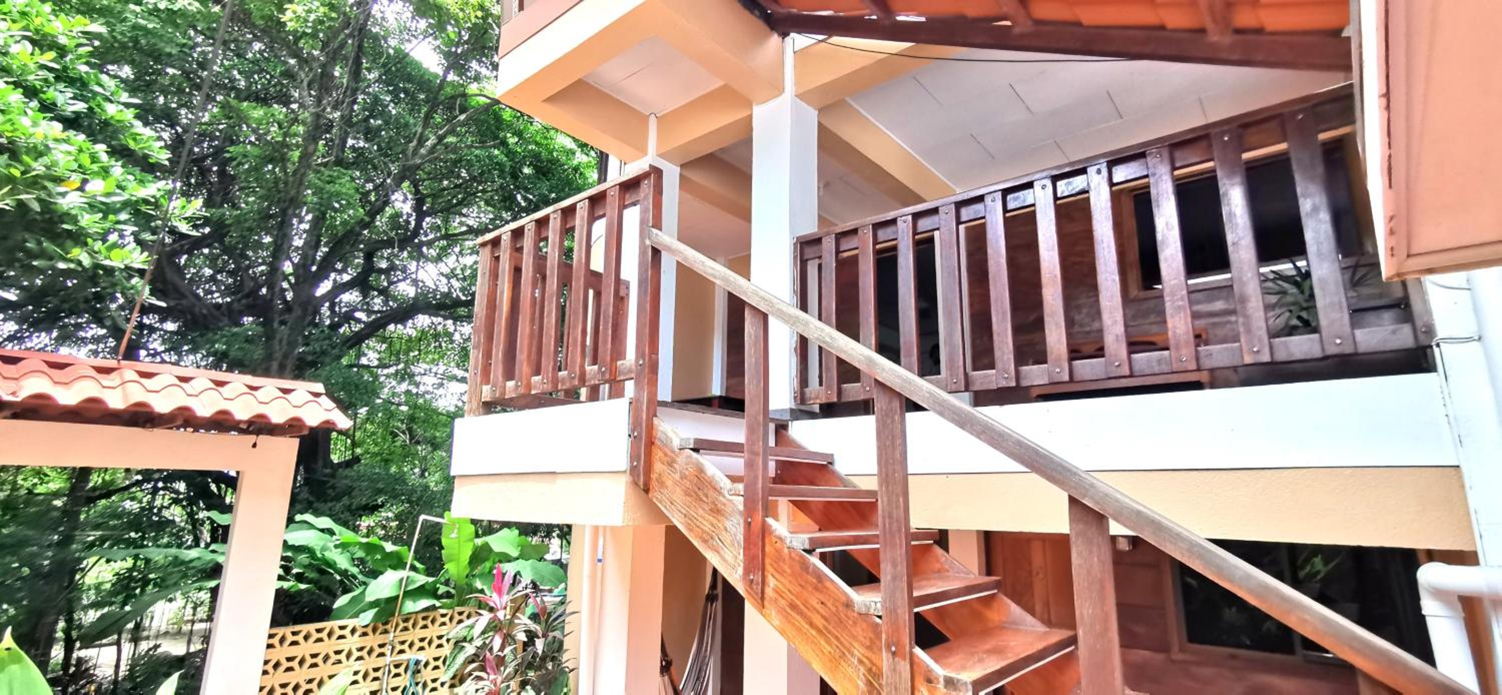 Tajalin Hostel - Montezuma Beach, Central location!
