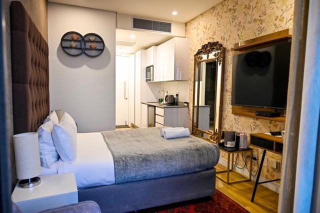 Illovo Central Apartments