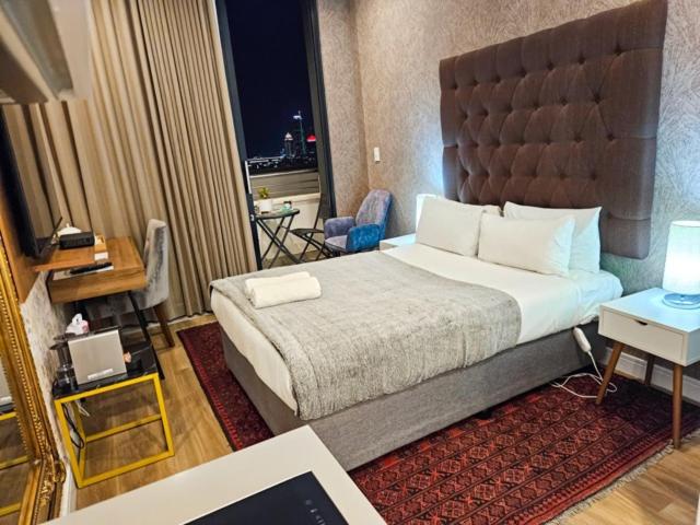 Illovo Central Apartments