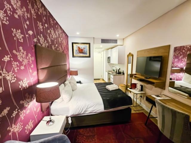 Illovo Central Apartments