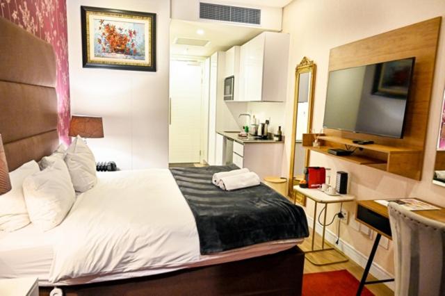 Illovo Central Apartments