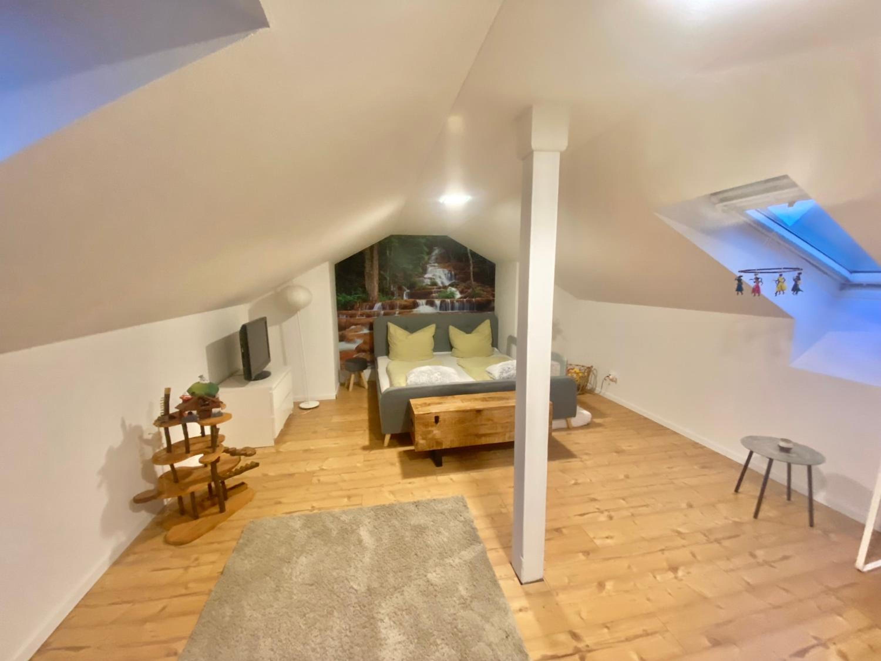 Ferienhaus in Wald und Seenähe