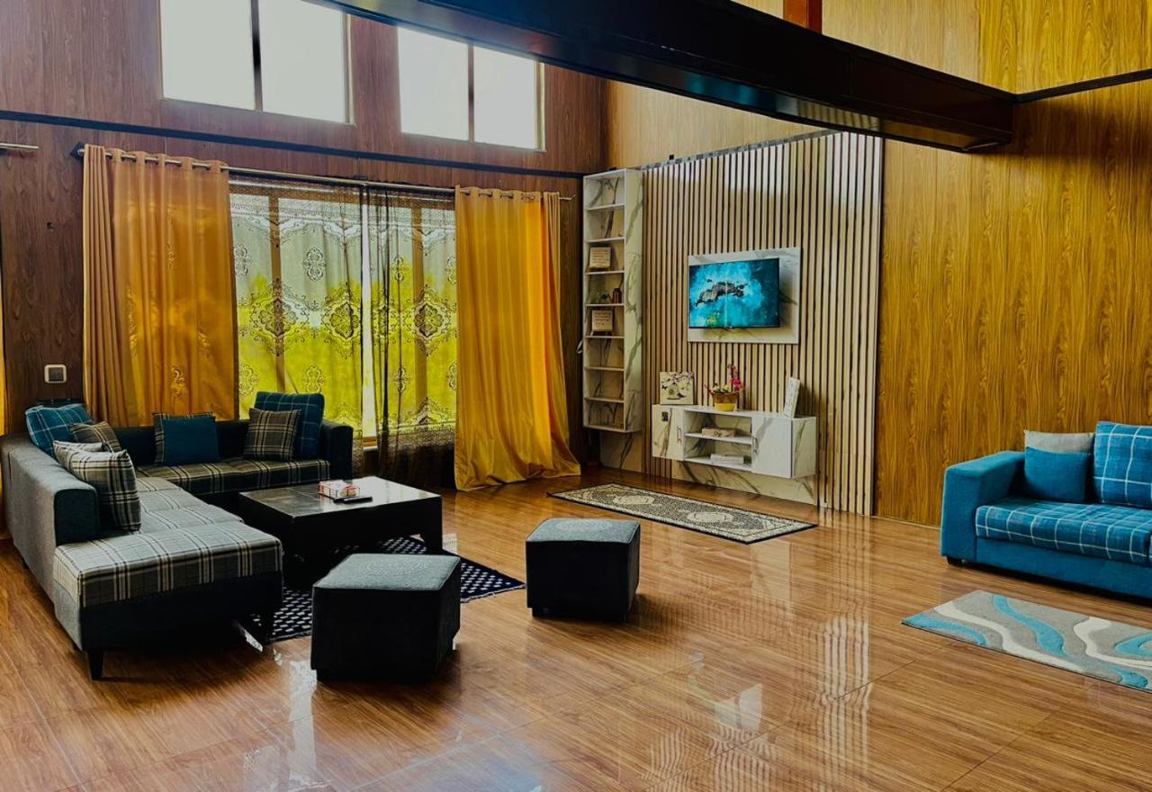 luxury patriata house murree view 4