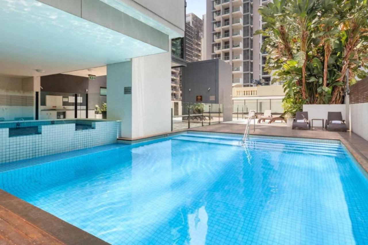 Brisbane City Apartment Living